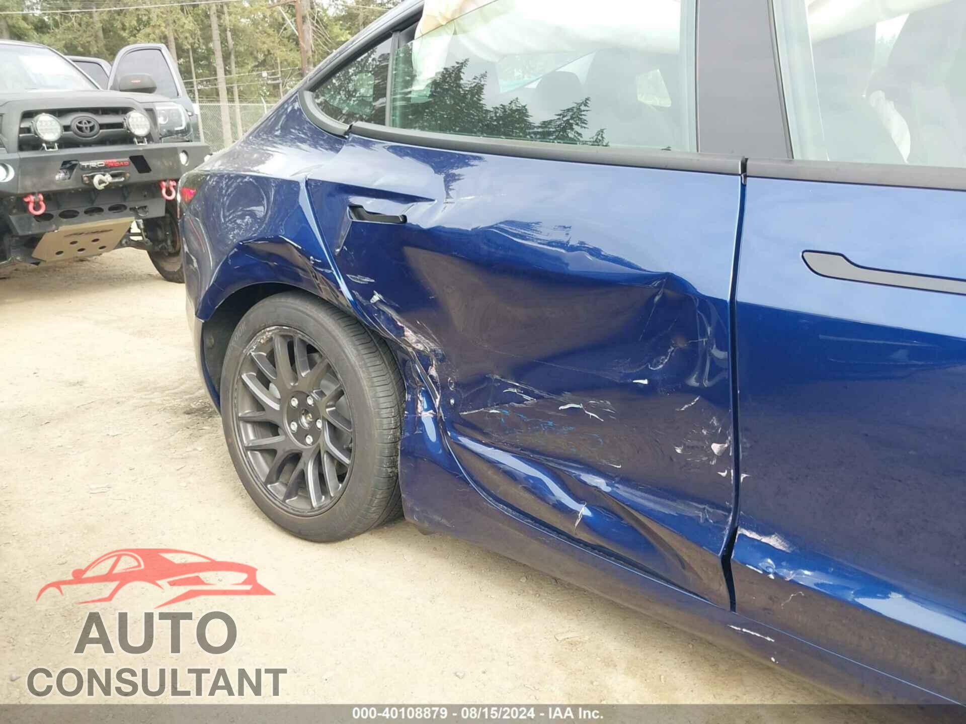 TESLA MODEL 3 2024 - 5YJ3E1EA7RF744733