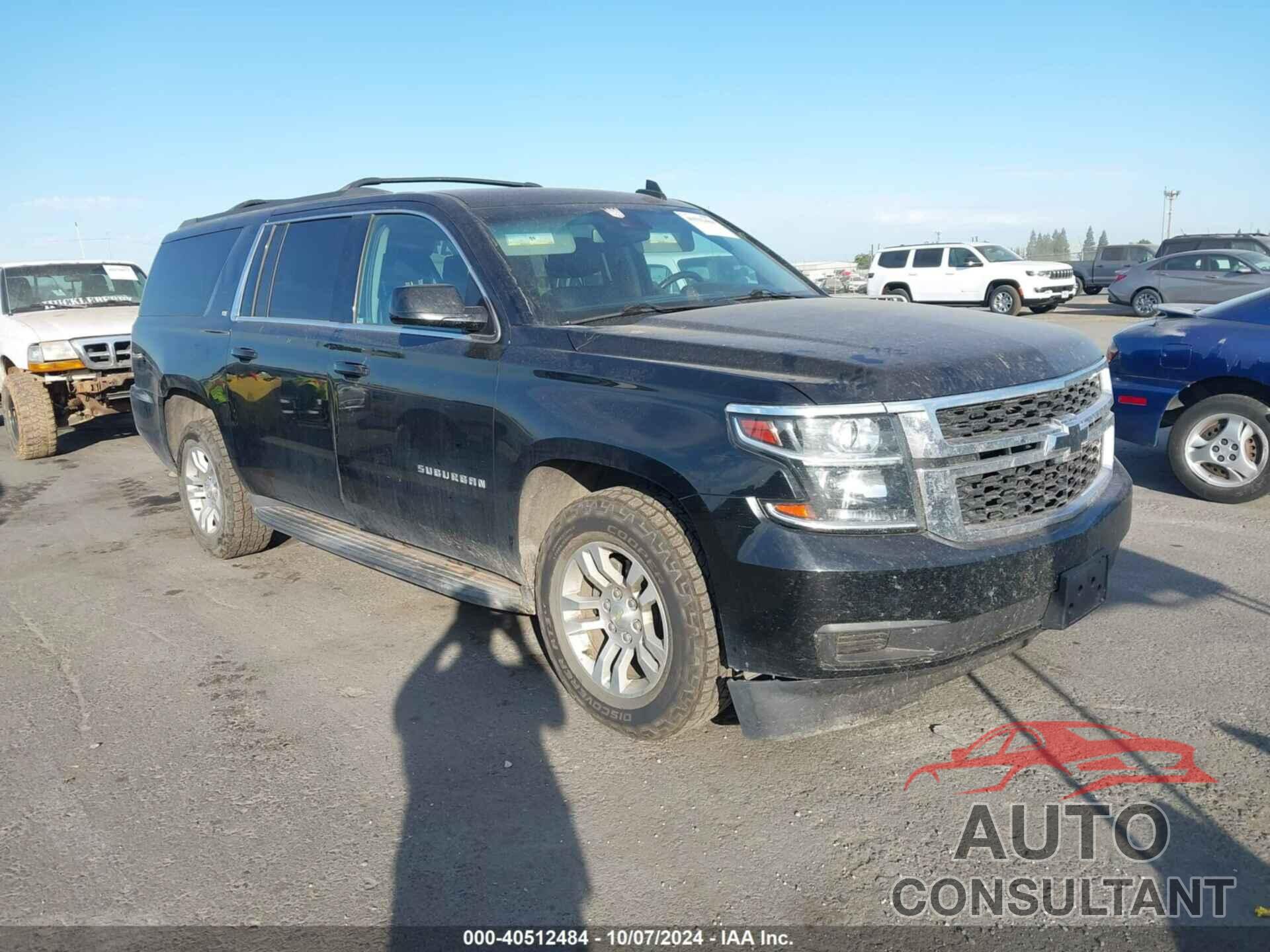 CHEVROLET SUBURBAN 2018 - 1GNSKHKC1JR126963