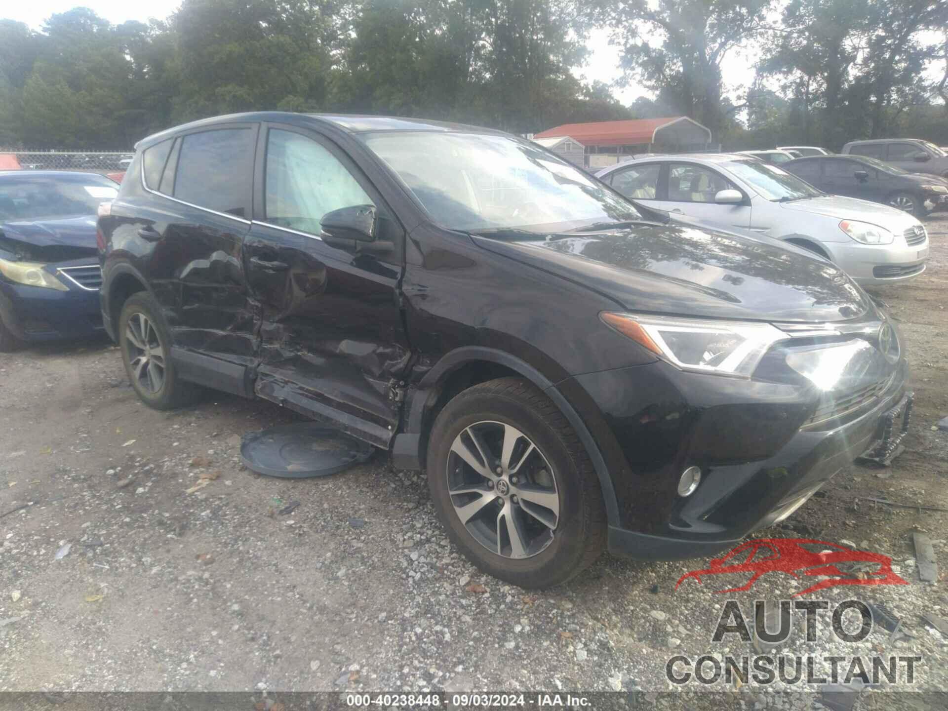 TOYOTA RAV4 2018 - 2T3RFREV1JW816517