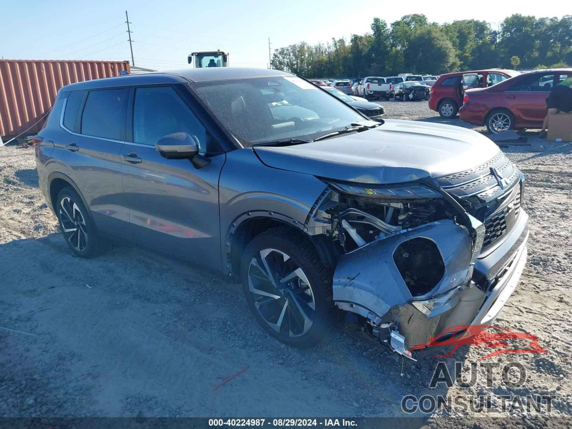 MITSUBISHI OUTLANDER 2023 - JA4J3UA80PZ053403
