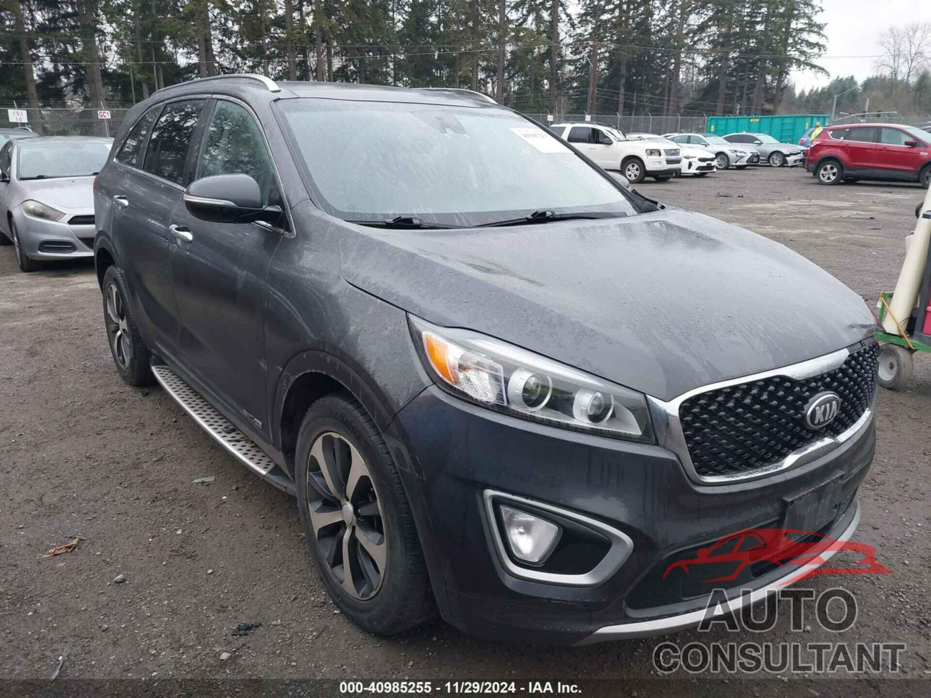 KIA SORENTO 2018 - 5XYPHDA55JG422141