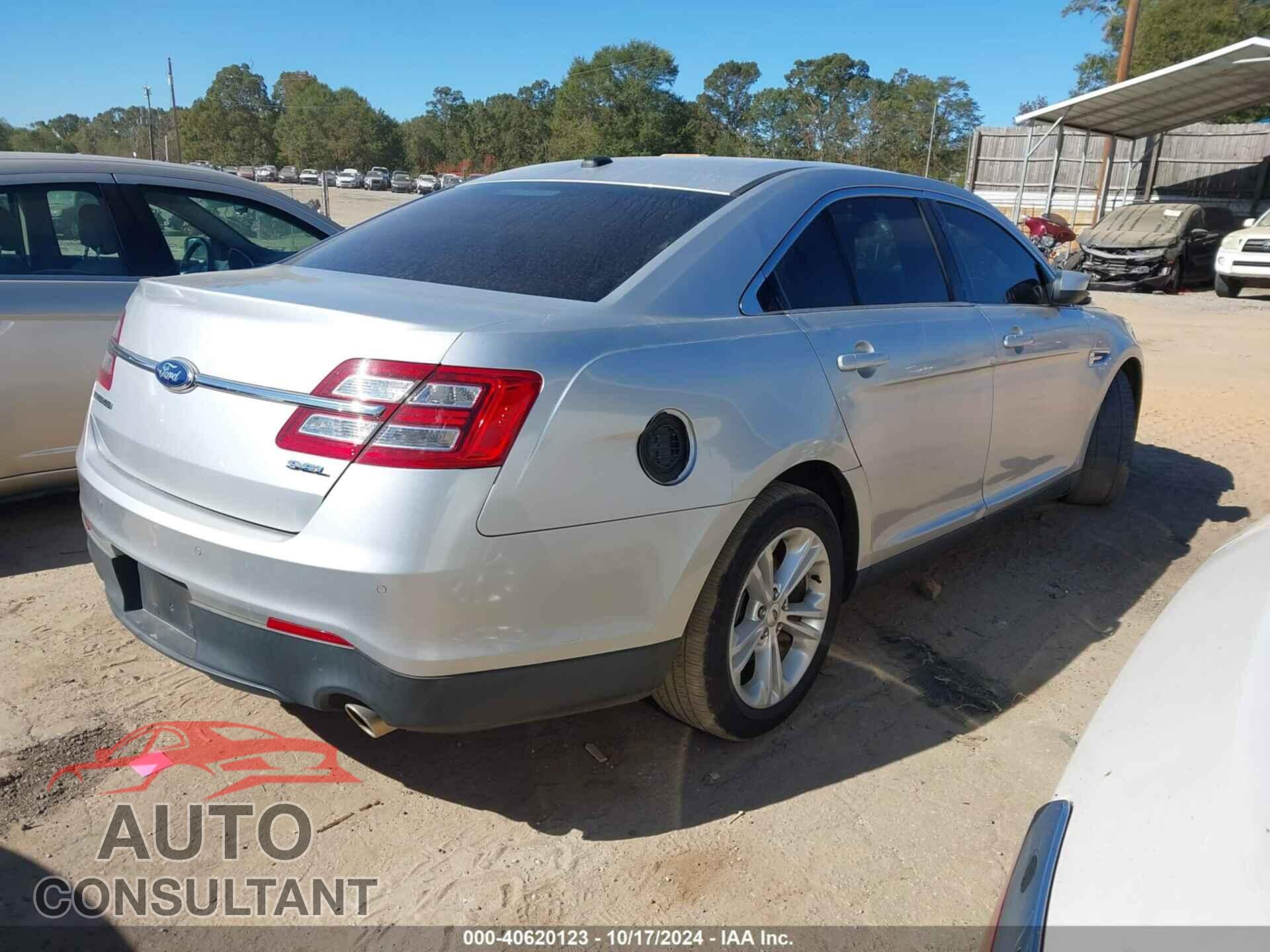 FORD TAURUS 2013 - 1FAHP2E82DG219960