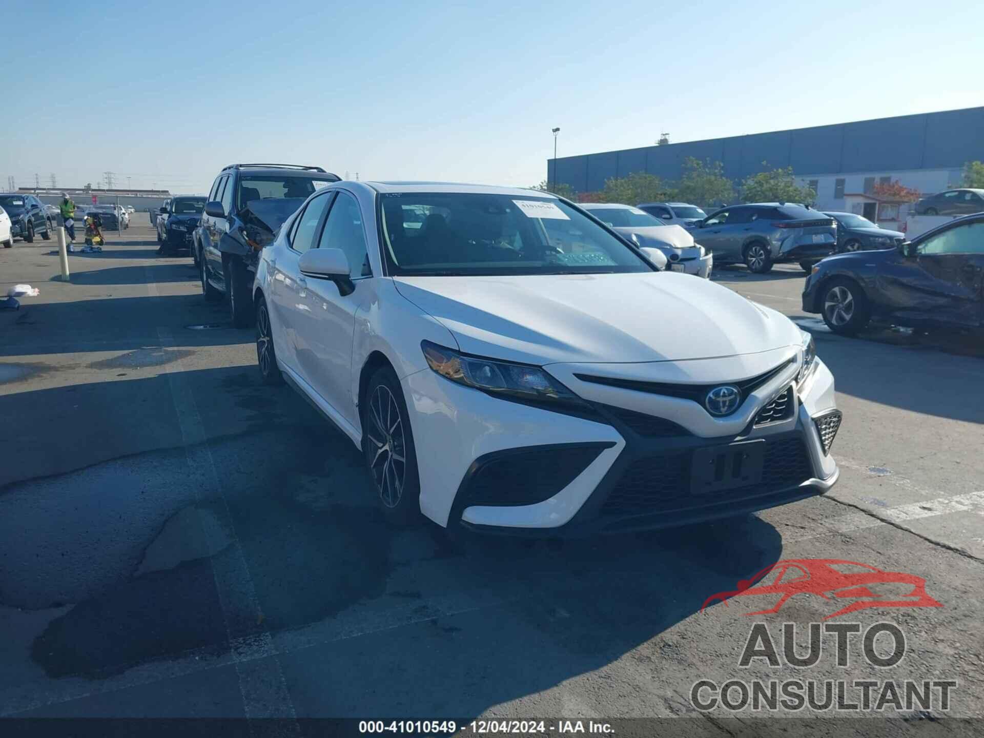 TOYOTA CAMRY HYBRID 2024 - 4T1S31AK8RU077058