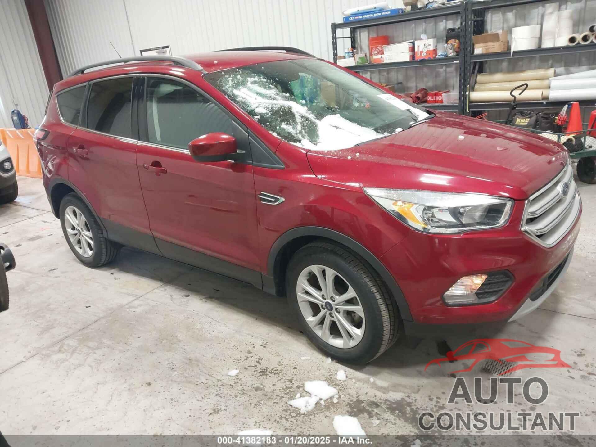 FORD ESCAPE 2018 - 1FMCU0GD6JUC30786