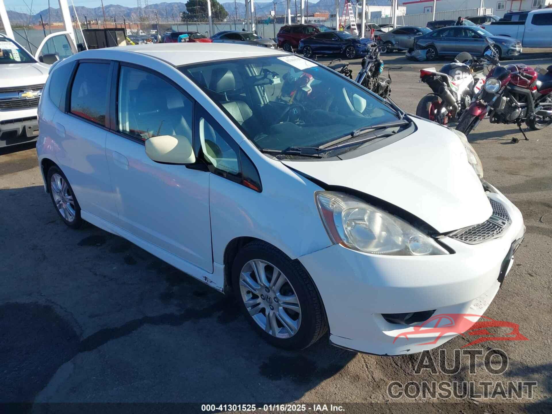 HONDA FIT 2011 - JHMGE8H50BS003310