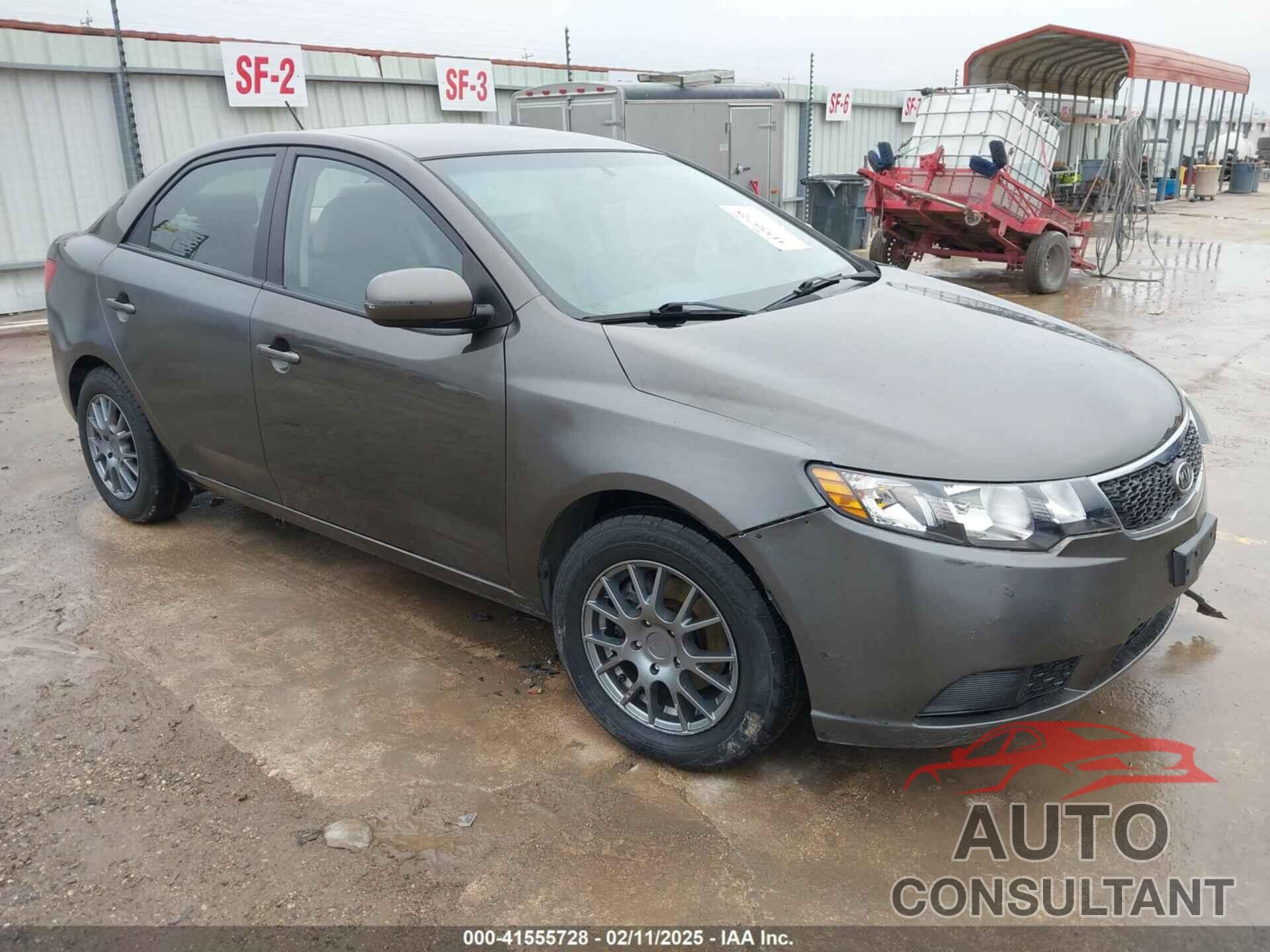 KIA FORTE 2011 - KNAFU4A25B5450106