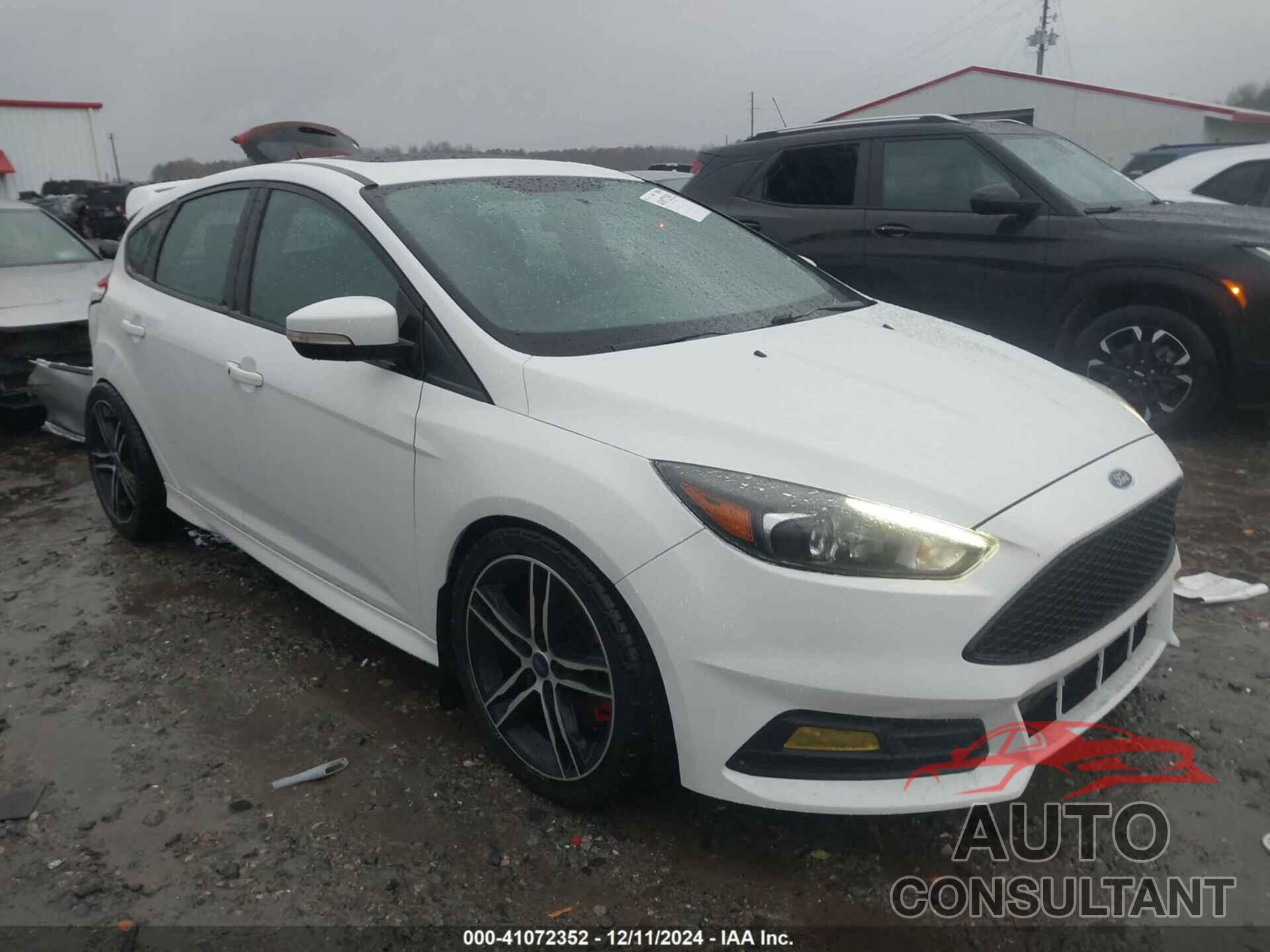 FORD FOCUS ST 2017 - 1FADP3L97HL262204