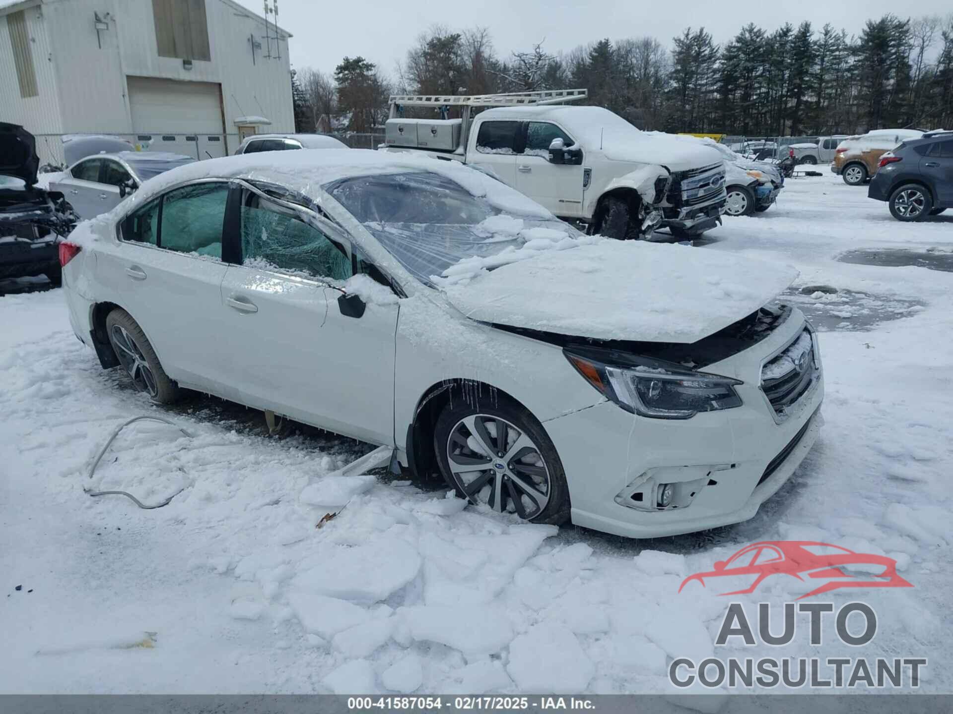 SUBARU LEGACY 2018 - 4S3BNAN65J3021245