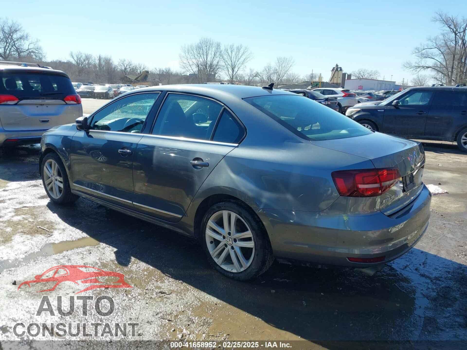 VOLKSWAGEN JETTA 2017 - 3VWL17AJ4HM399110