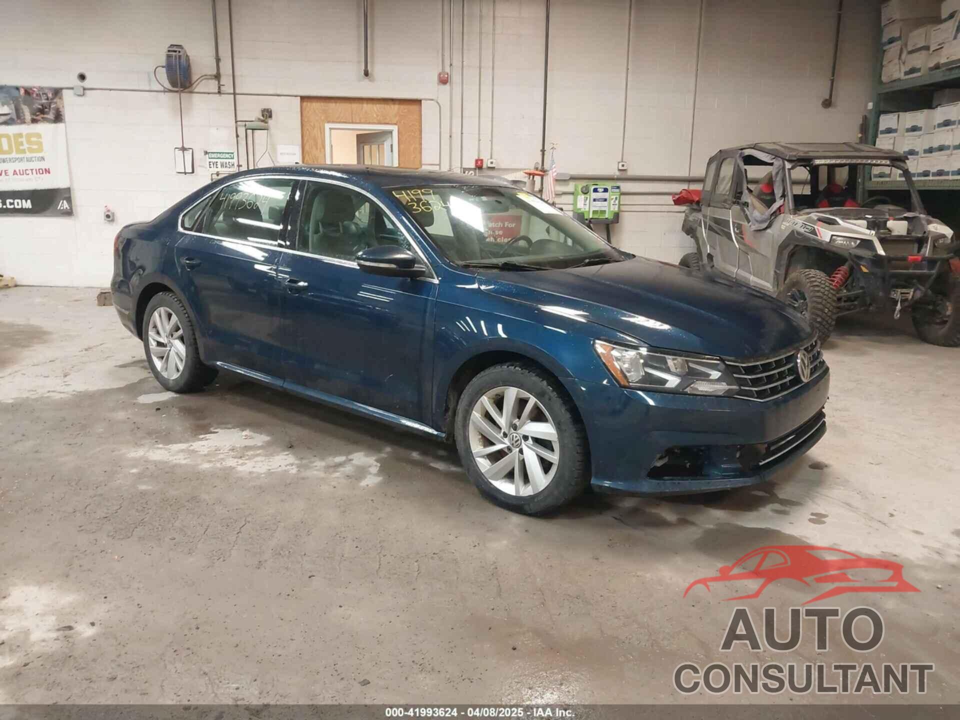 VOLKSWAGEN PASSAT 2018 - 1VWBA7A30JC011455