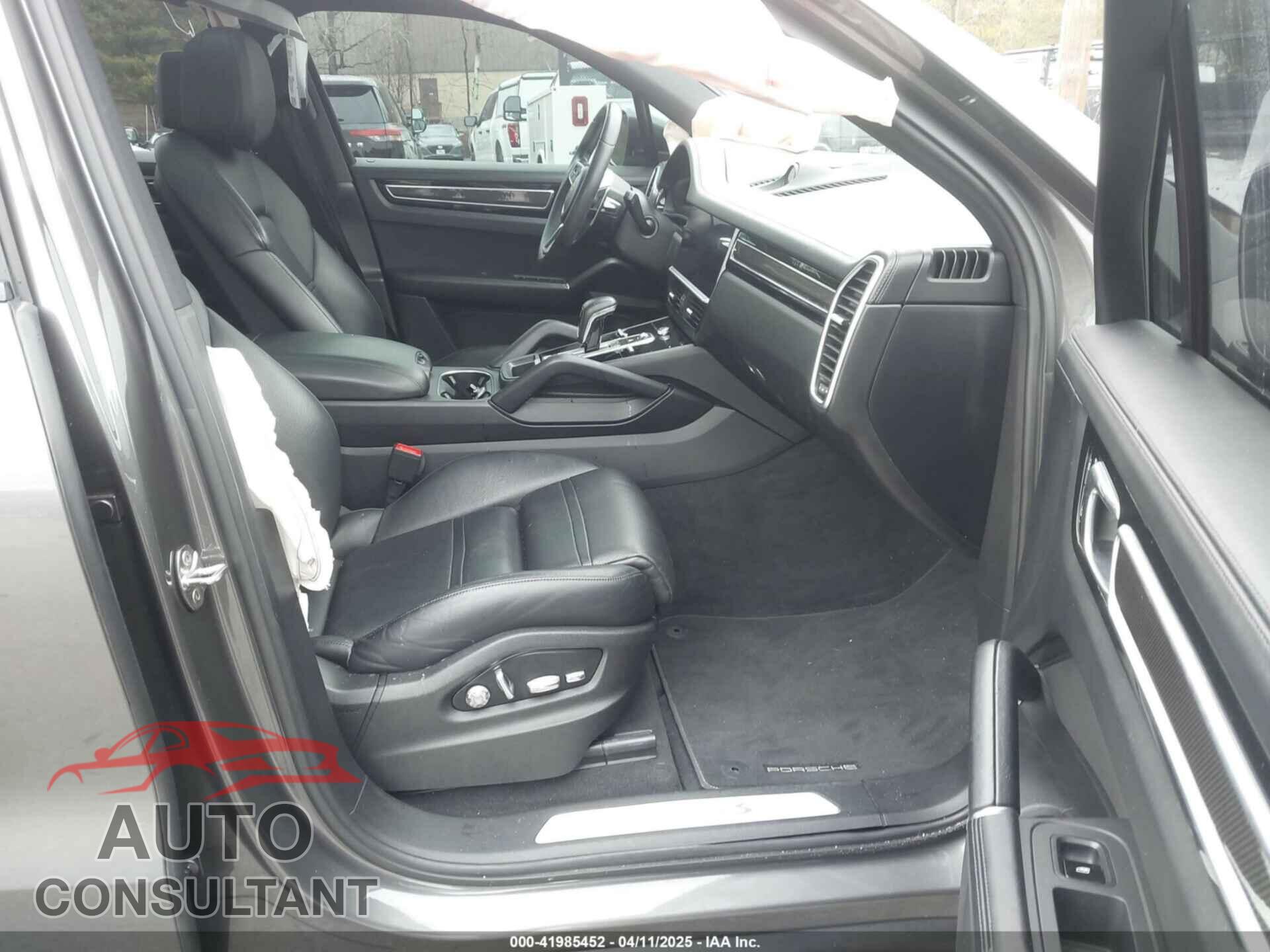 PORSCHE CAYENNE 2019 - WP1AB2AYXKDA65415