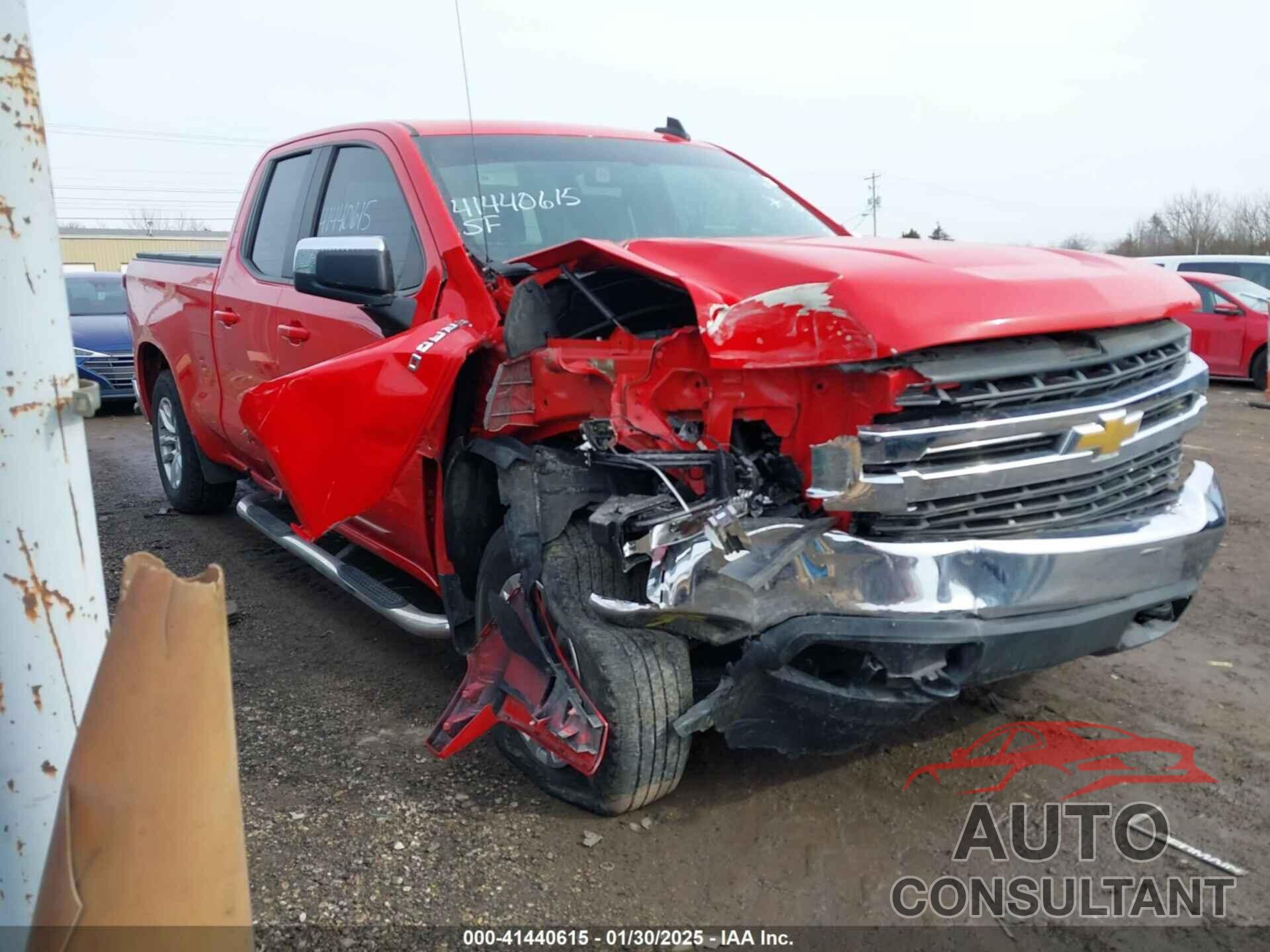 CHEVROLET SILVERADO 1500 2019 - 1GCRYDED6KZ269394
