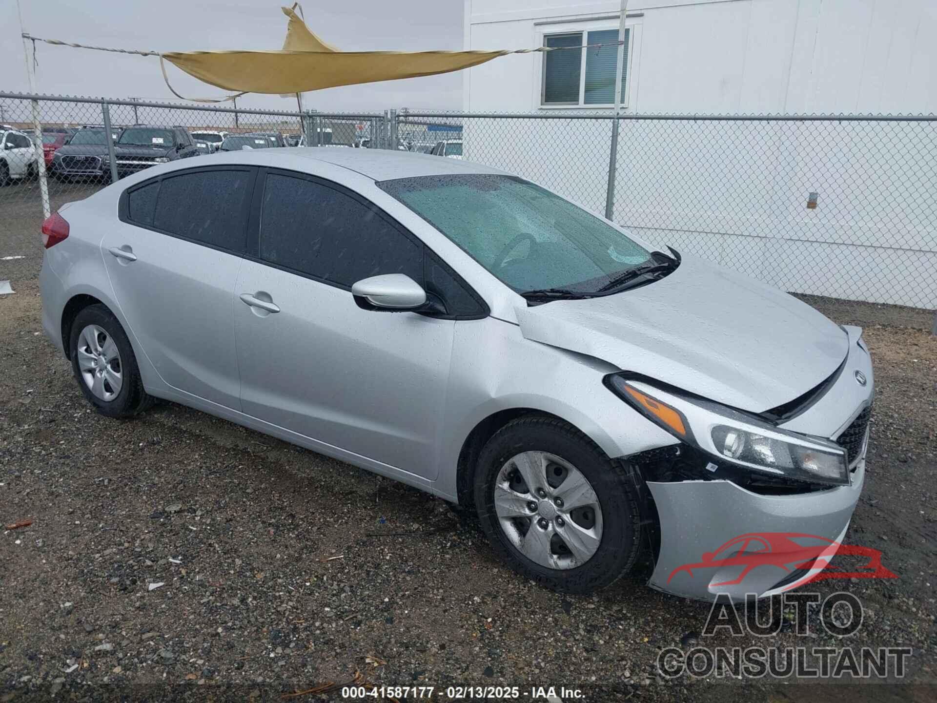KIA FORTE 2017 - 3KPFK4A75HE103795