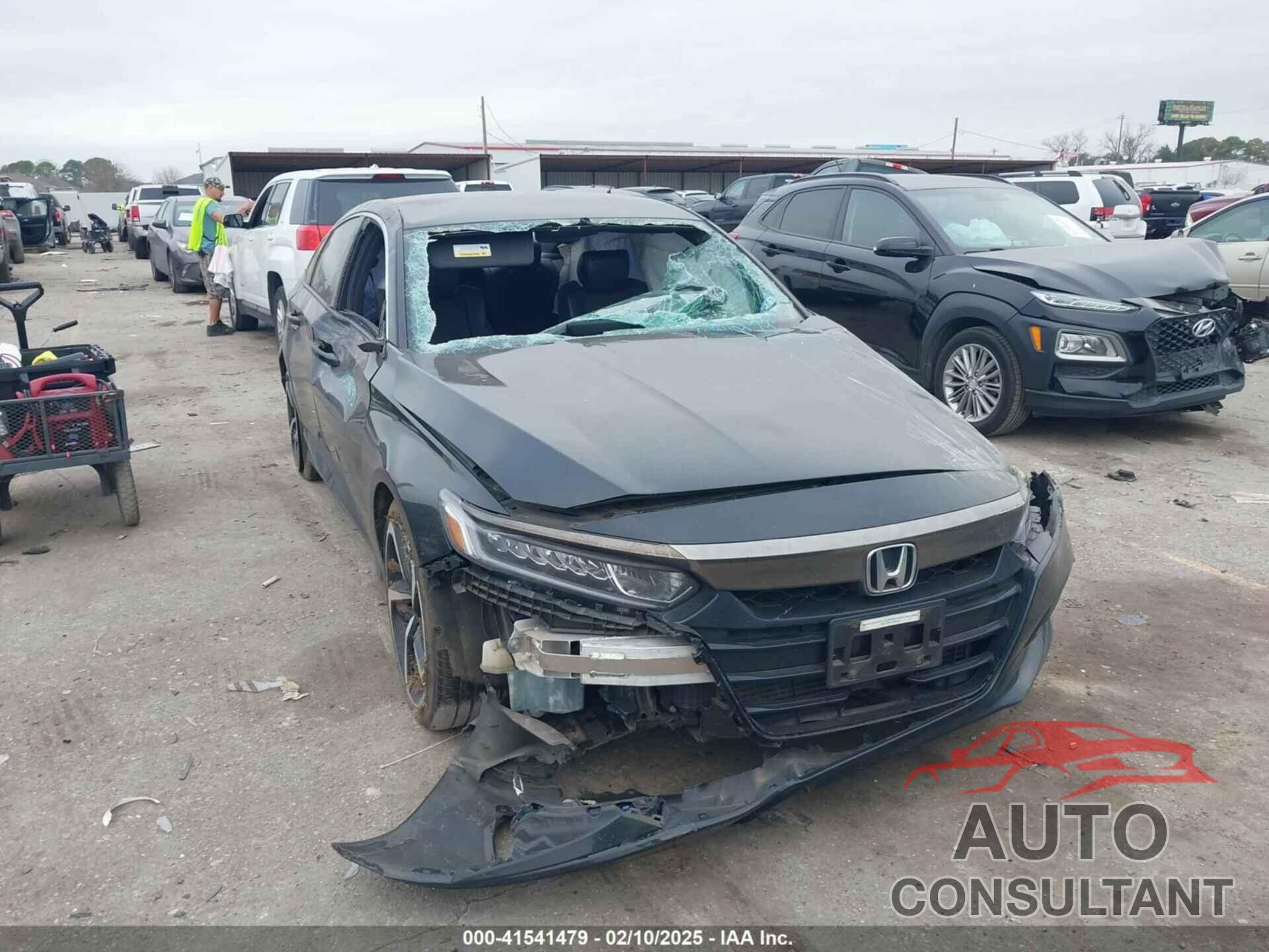 HONDA ACCORD 2018 - 1HGCV1F3XJA068826