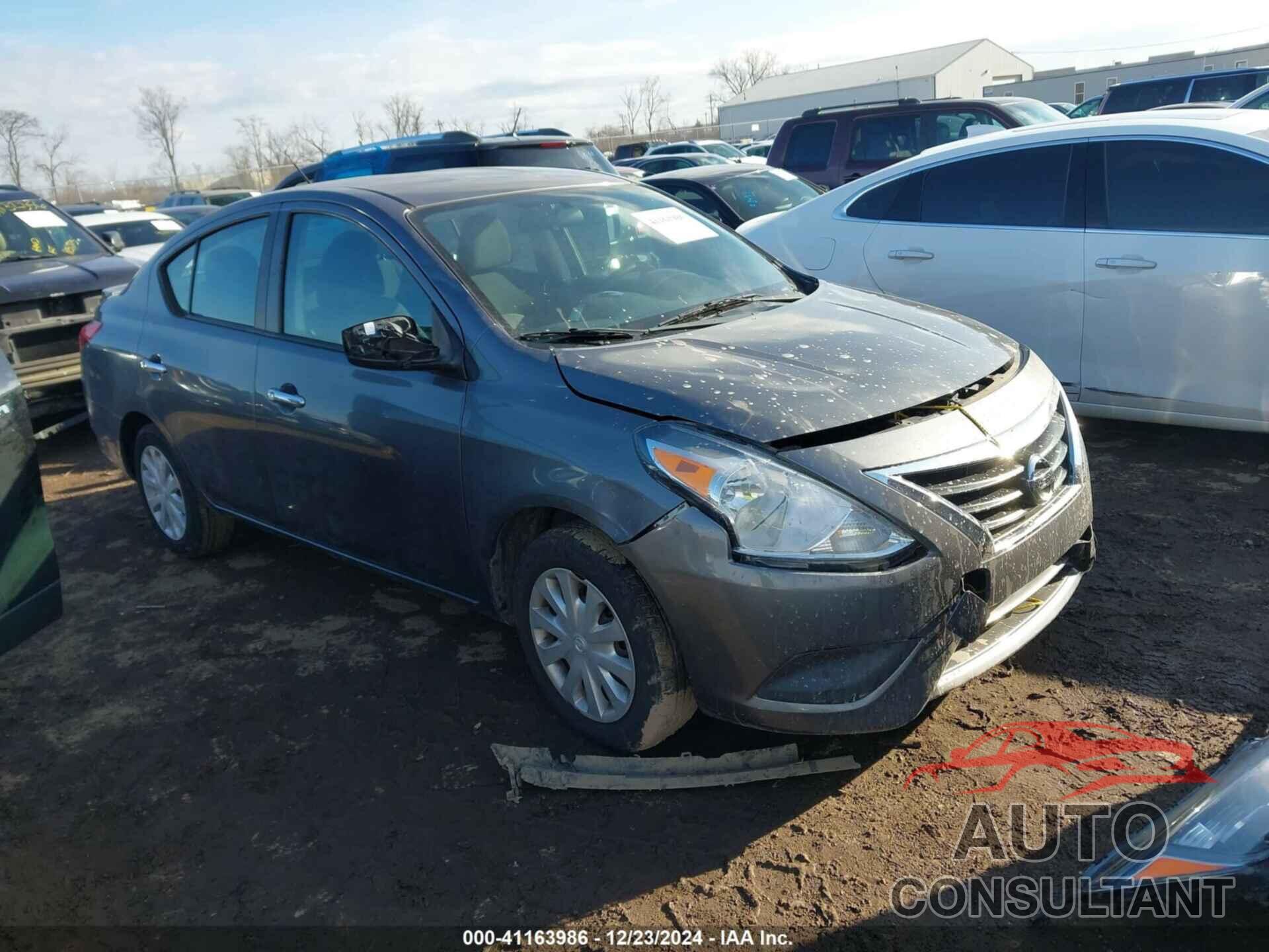 NISSAN VERSA 2018 - 3N1CN7AP4JL881599