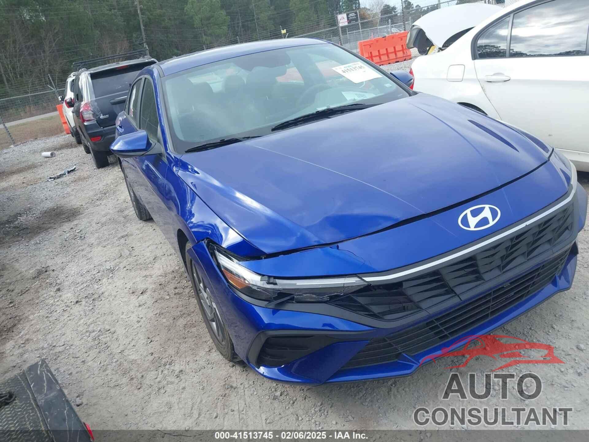HYUNDAI ELANTRA 2024 - KMHLM4DG3RU695561