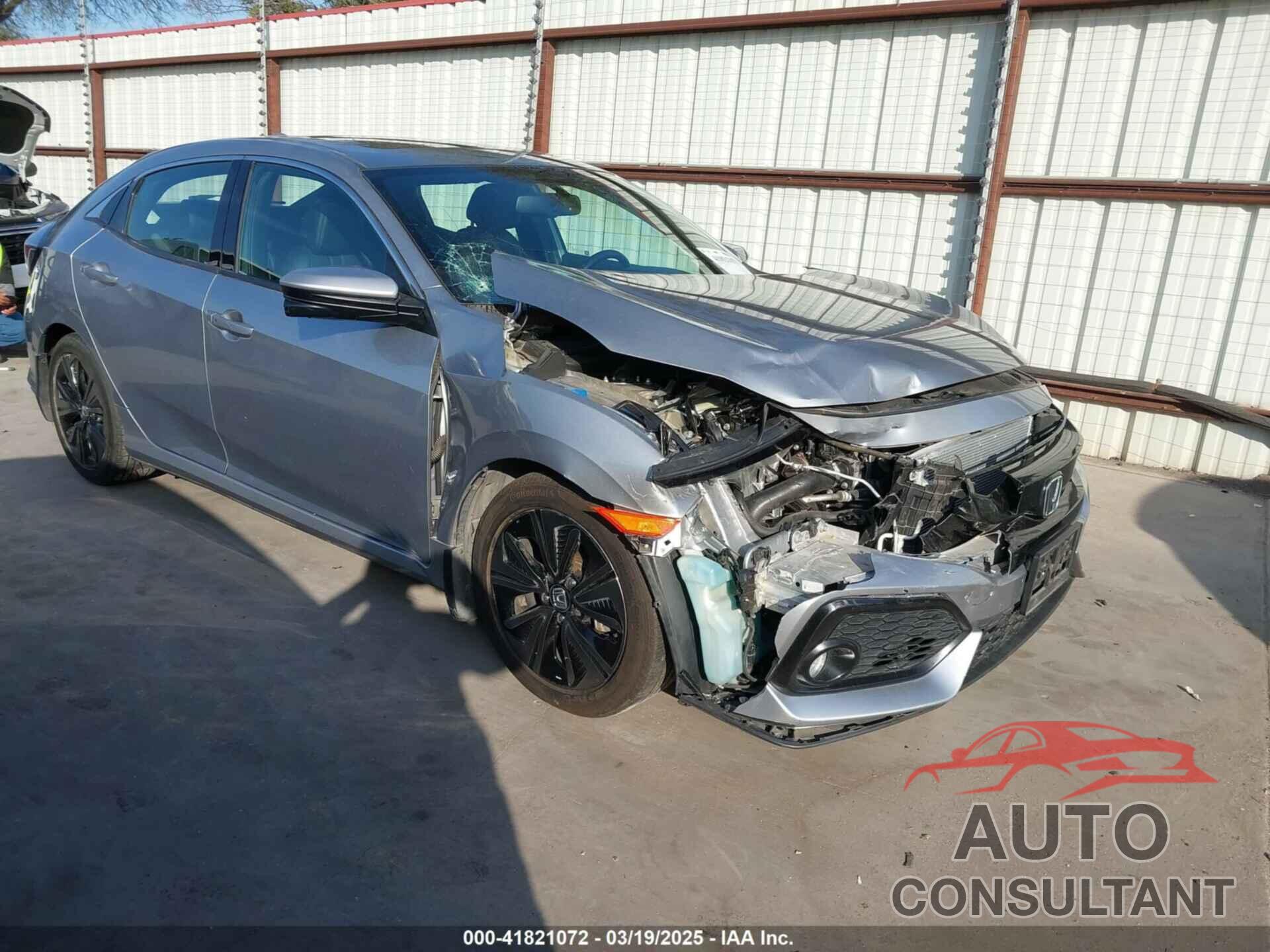 HONDA CIVIC 2018 - SHHFK7H77JU405269
