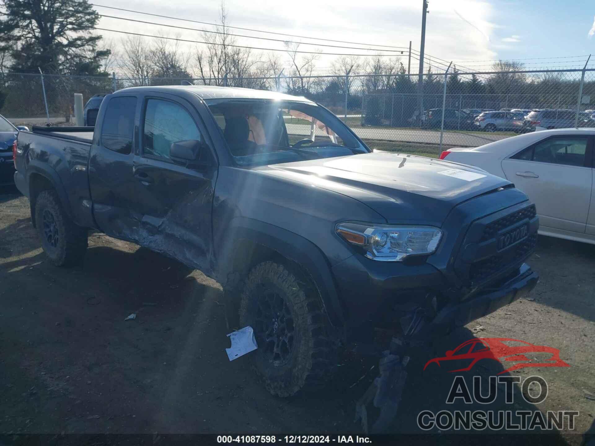 TOYOTA TACOMA 2019 - 5TFSZ5AN7KX166340