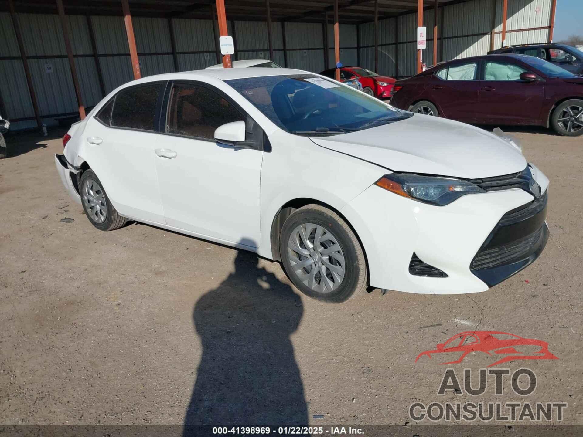 TOYOTA COROLLA 2019 - 2T1BURHE2KC176395