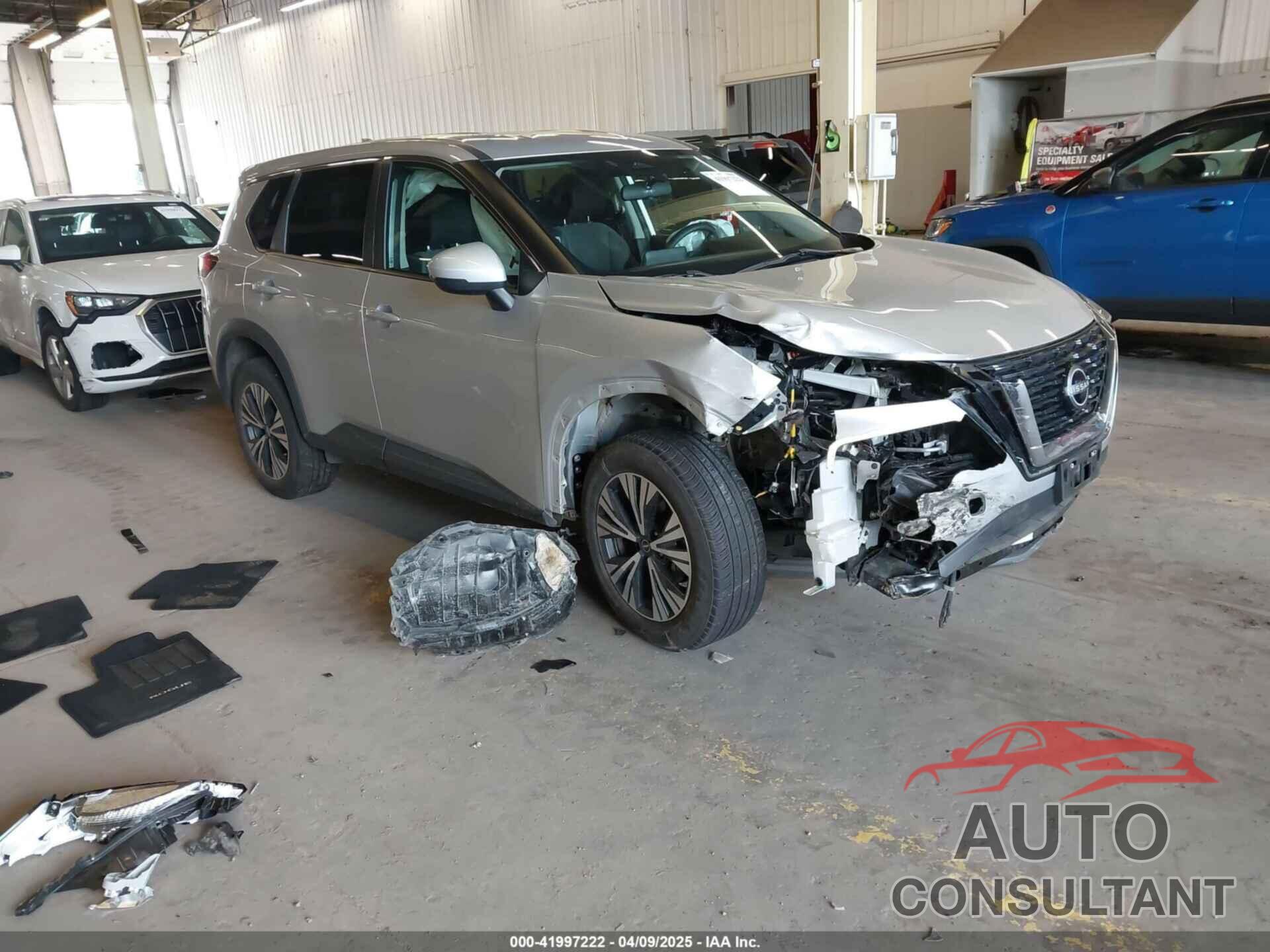 NISSAN ROGUE 2022 - 5N1BT3BB8NC689562