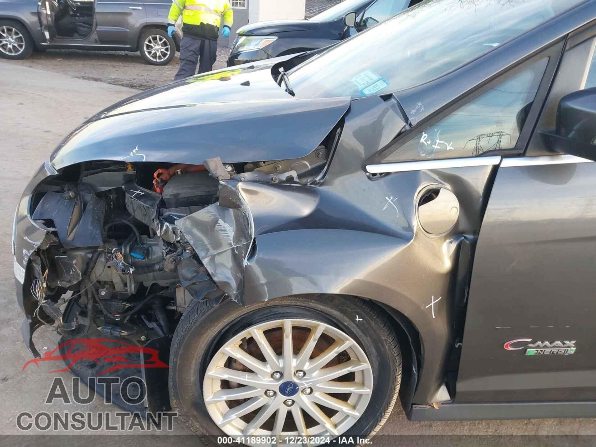FORD C-MAX ENERGI 2016 - 1FADP5CU4GL113473