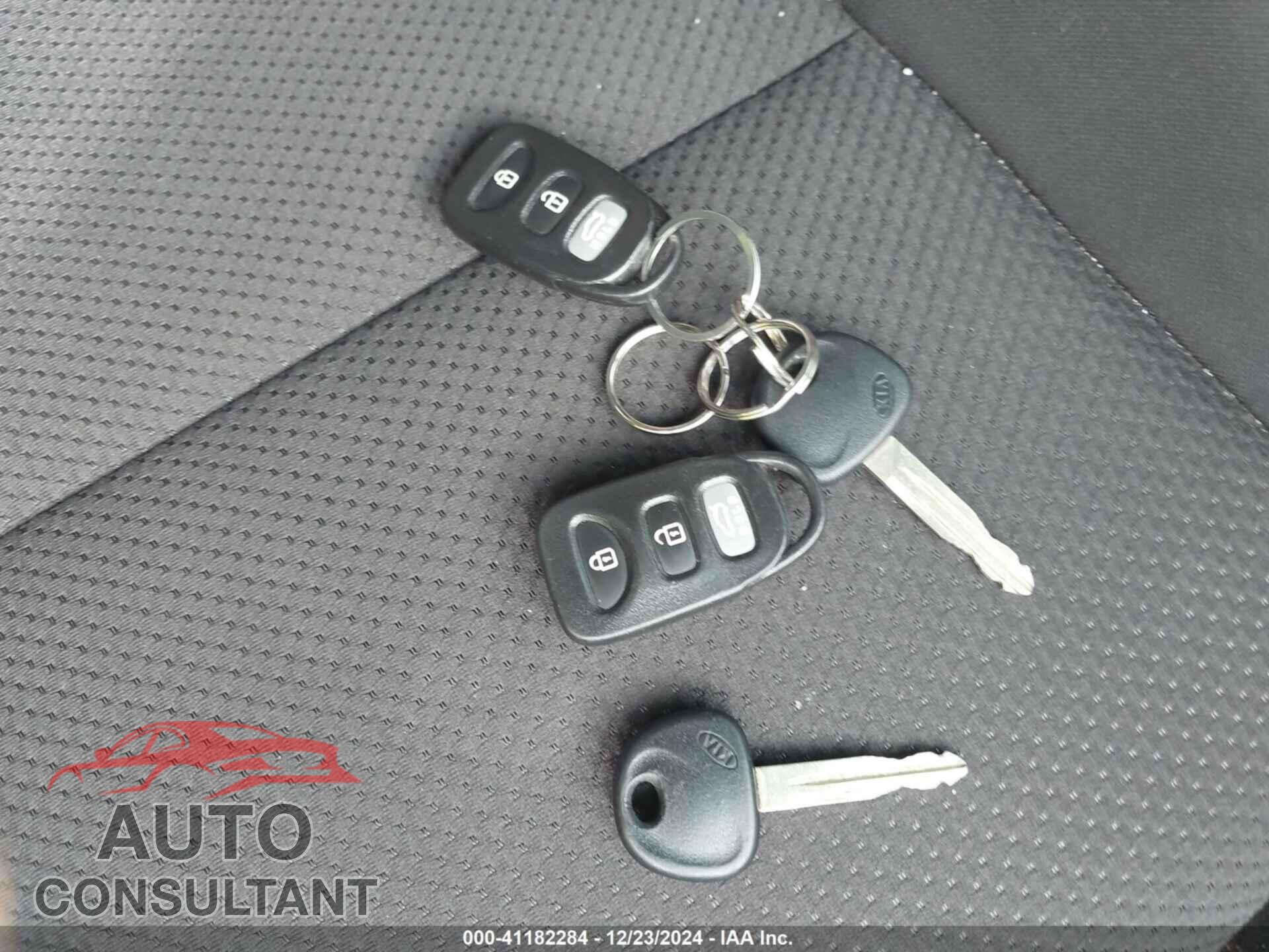 KIA FORTE 2013 - KNAFU4A20D5717204