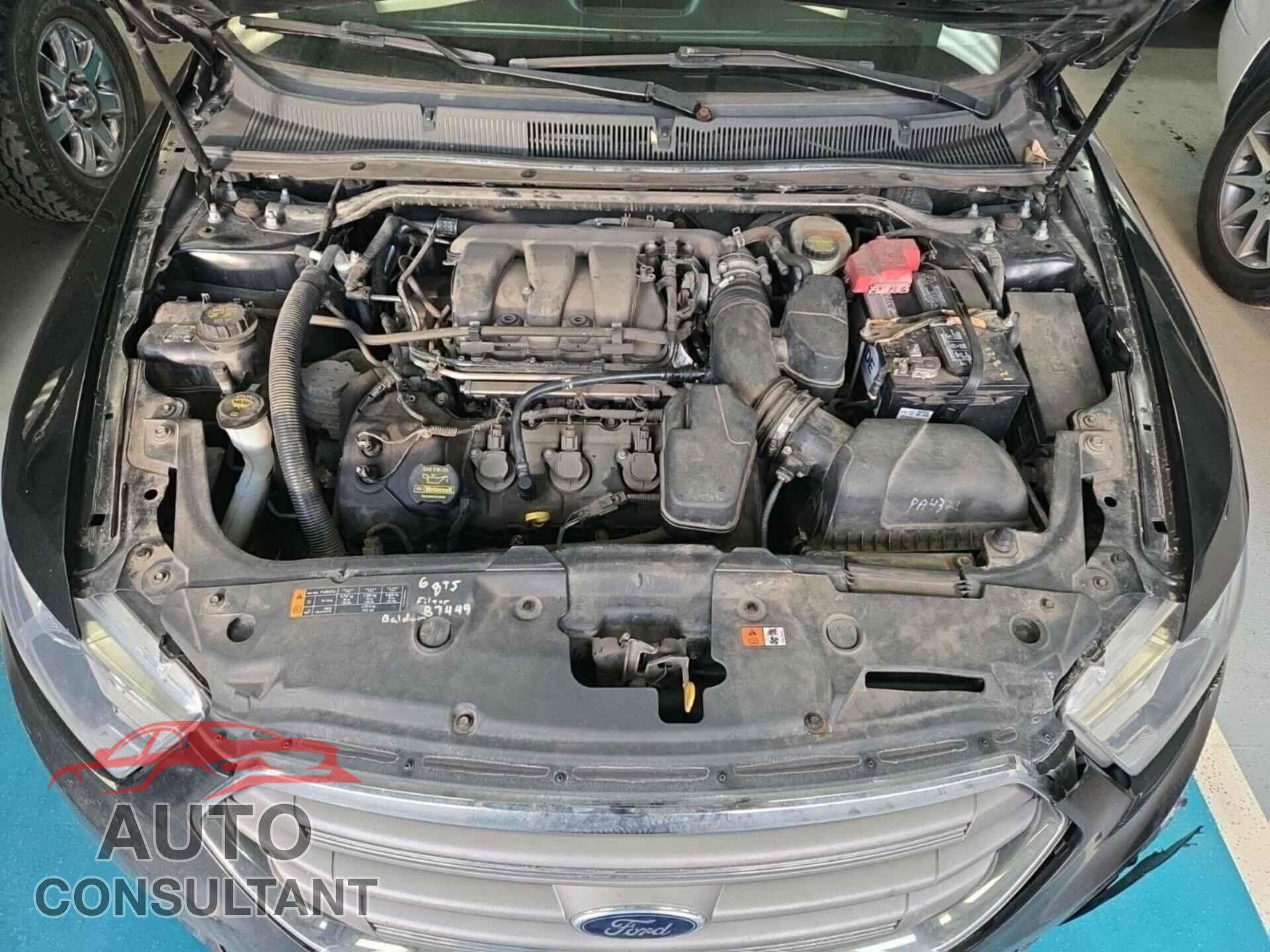 FORD TAURUS 2013 - 1FAHP2E80DG109151