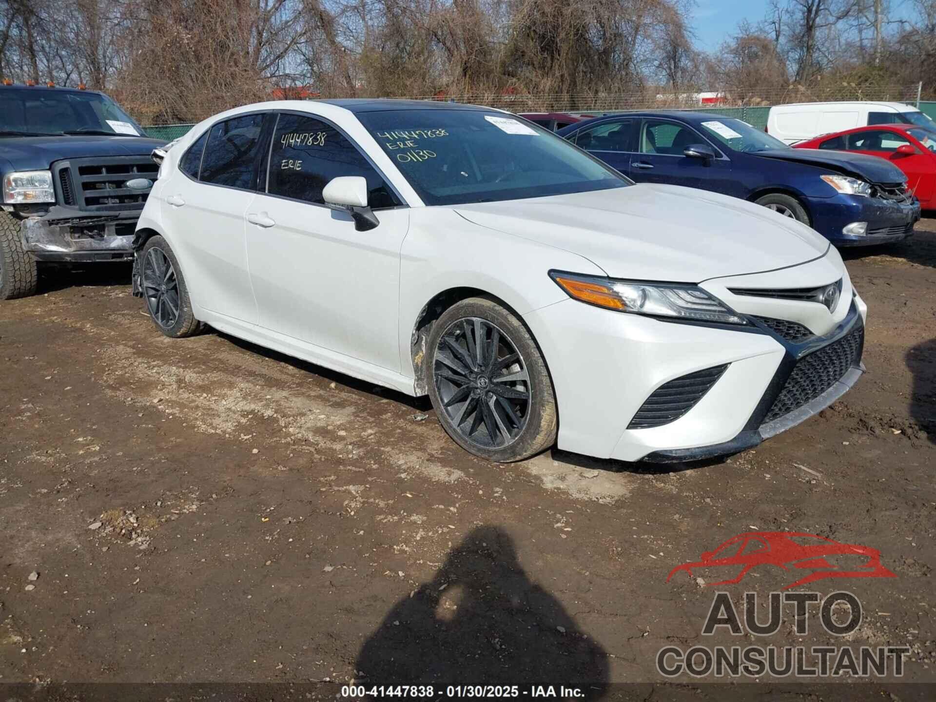 TOYOTA CAMRY 2019 - 4T1B61HK0KU831590