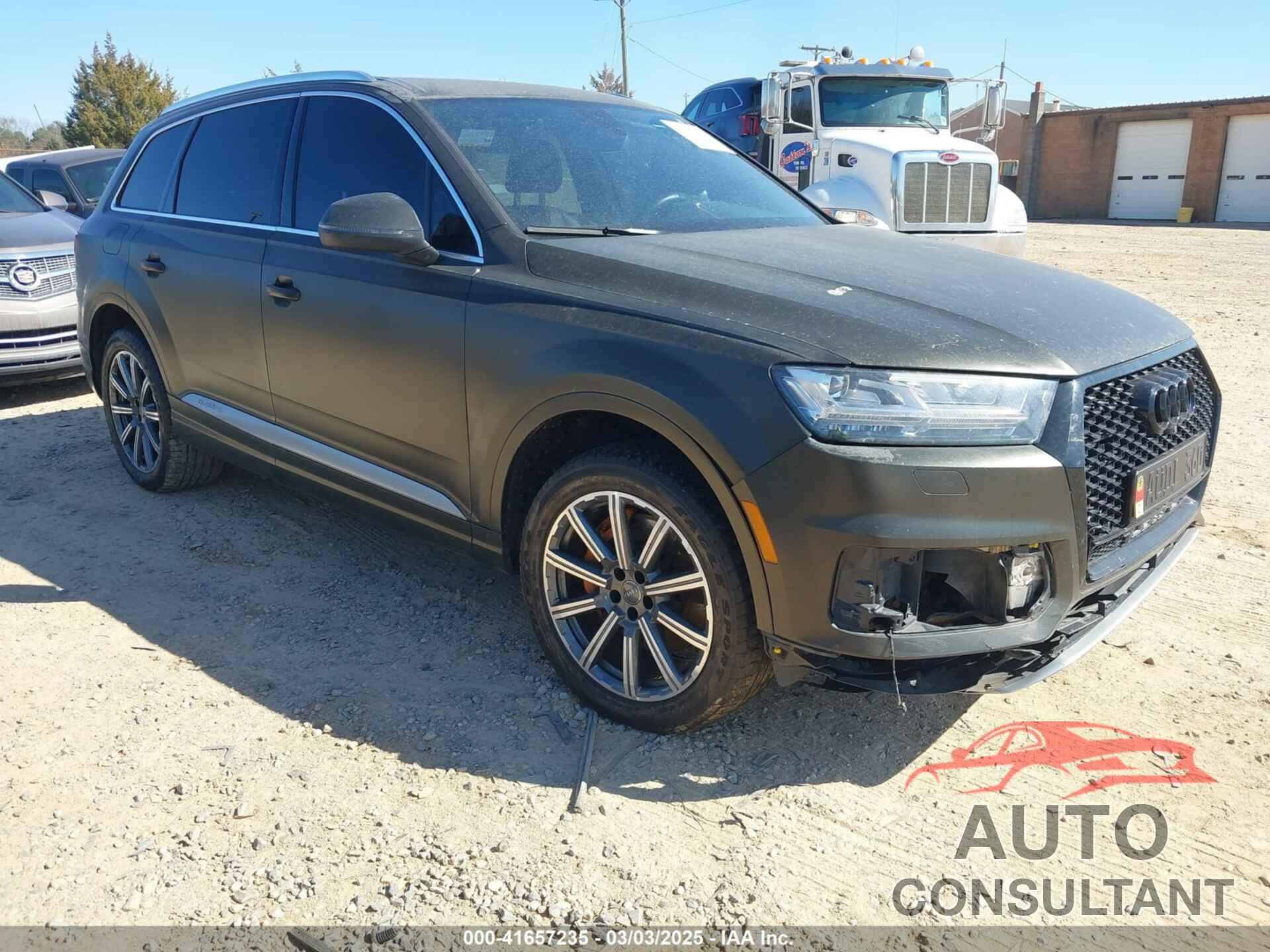 AUDI Q7 2017 - WA1LAAF76HD047018