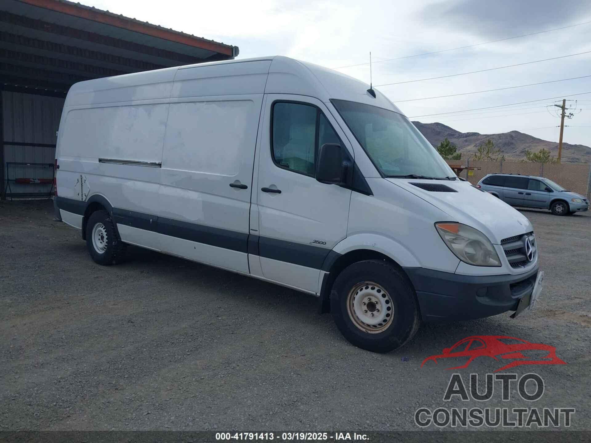 MERCEDES-BENZ SPRINTER 2500 2011 - WD3PE8CB4B5595009
