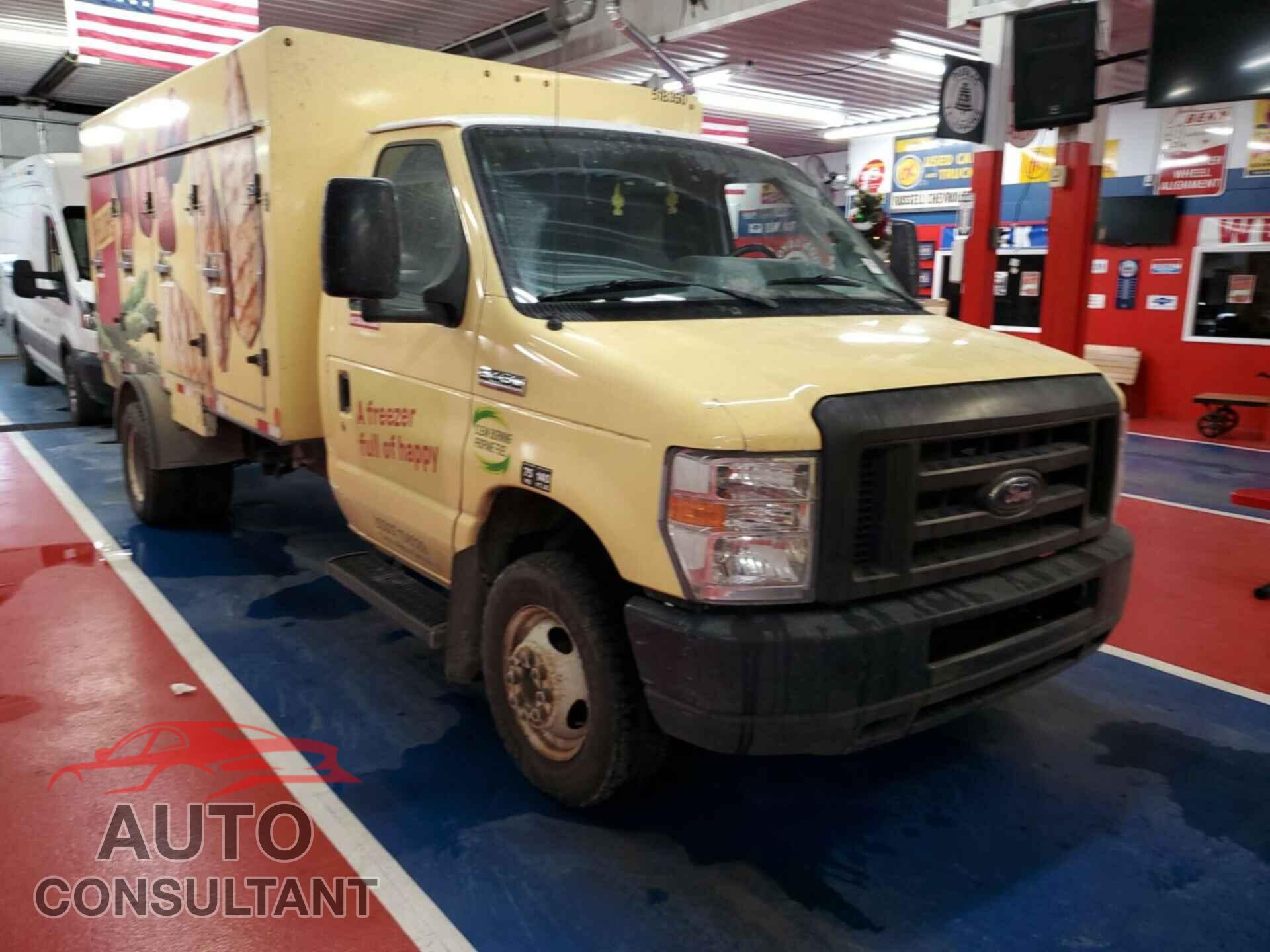 FORD E-450 CUTAWAY 2018 - 1FDXE4FS2JDC25008