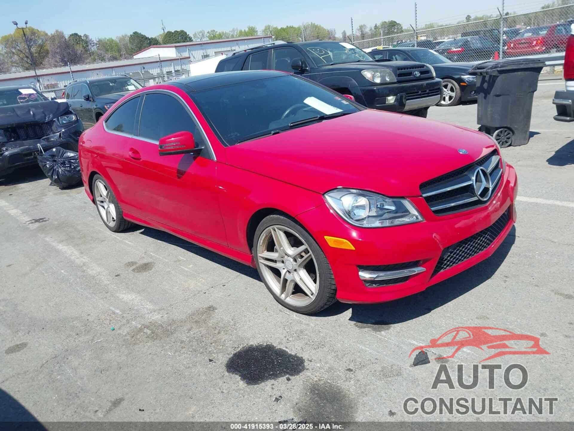 MERCEDES-BENZ C 250 2014 - WDDGJ4HB0EG260413