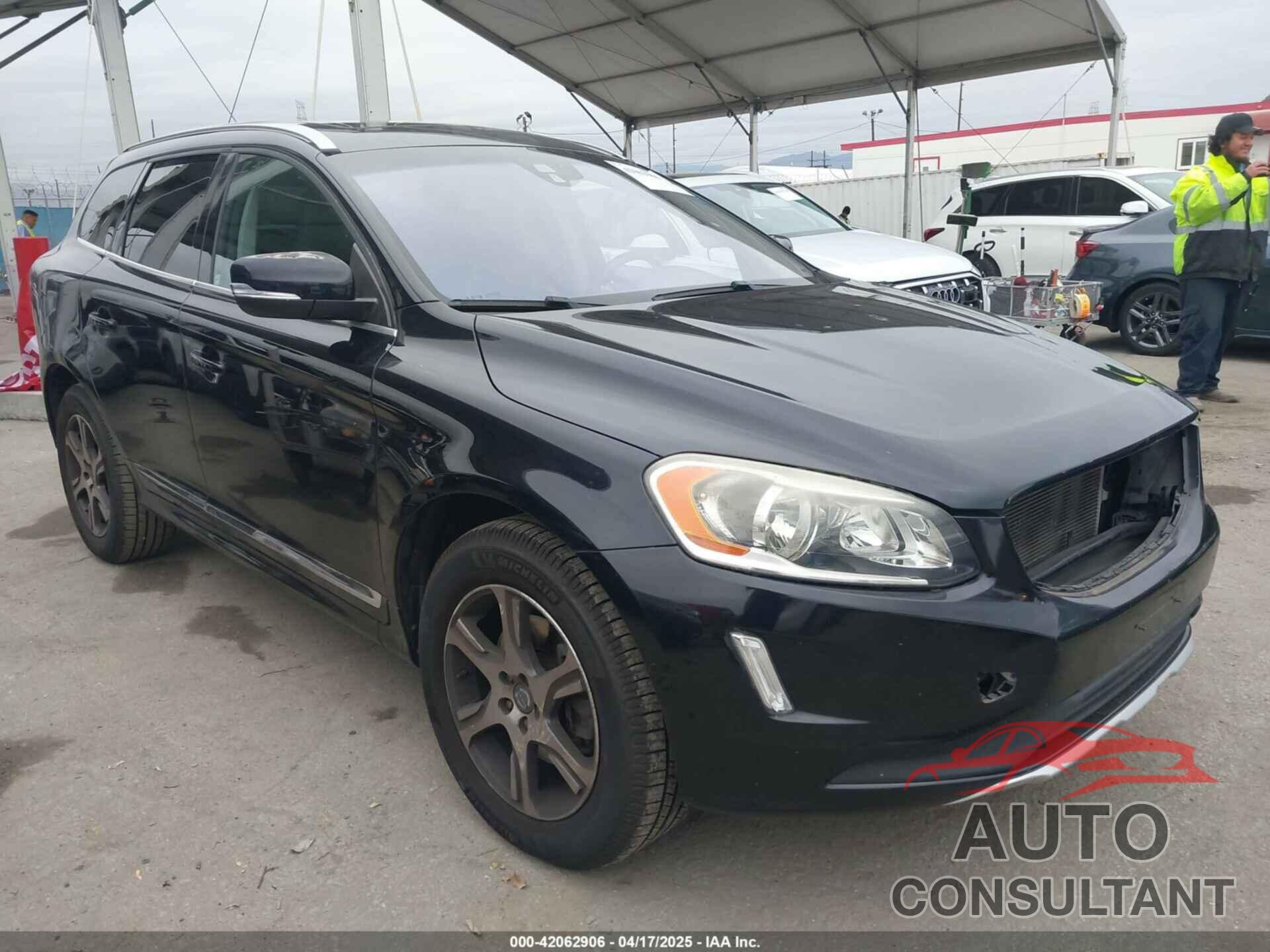VOLVO XC60 2014 - YV4902DZ5E2555031