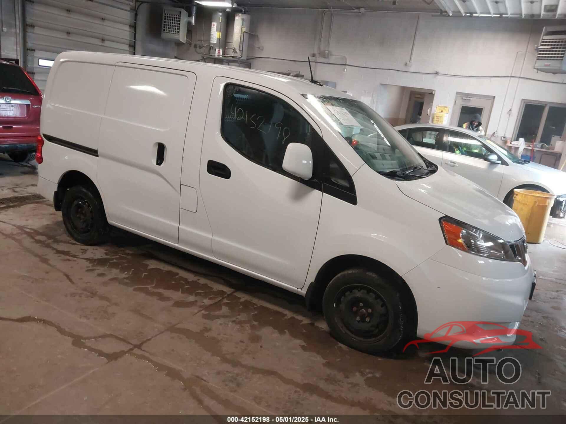 NISSAN NV200 COMPACT CARGO 2020 - 3N6CM0KN6LK694102