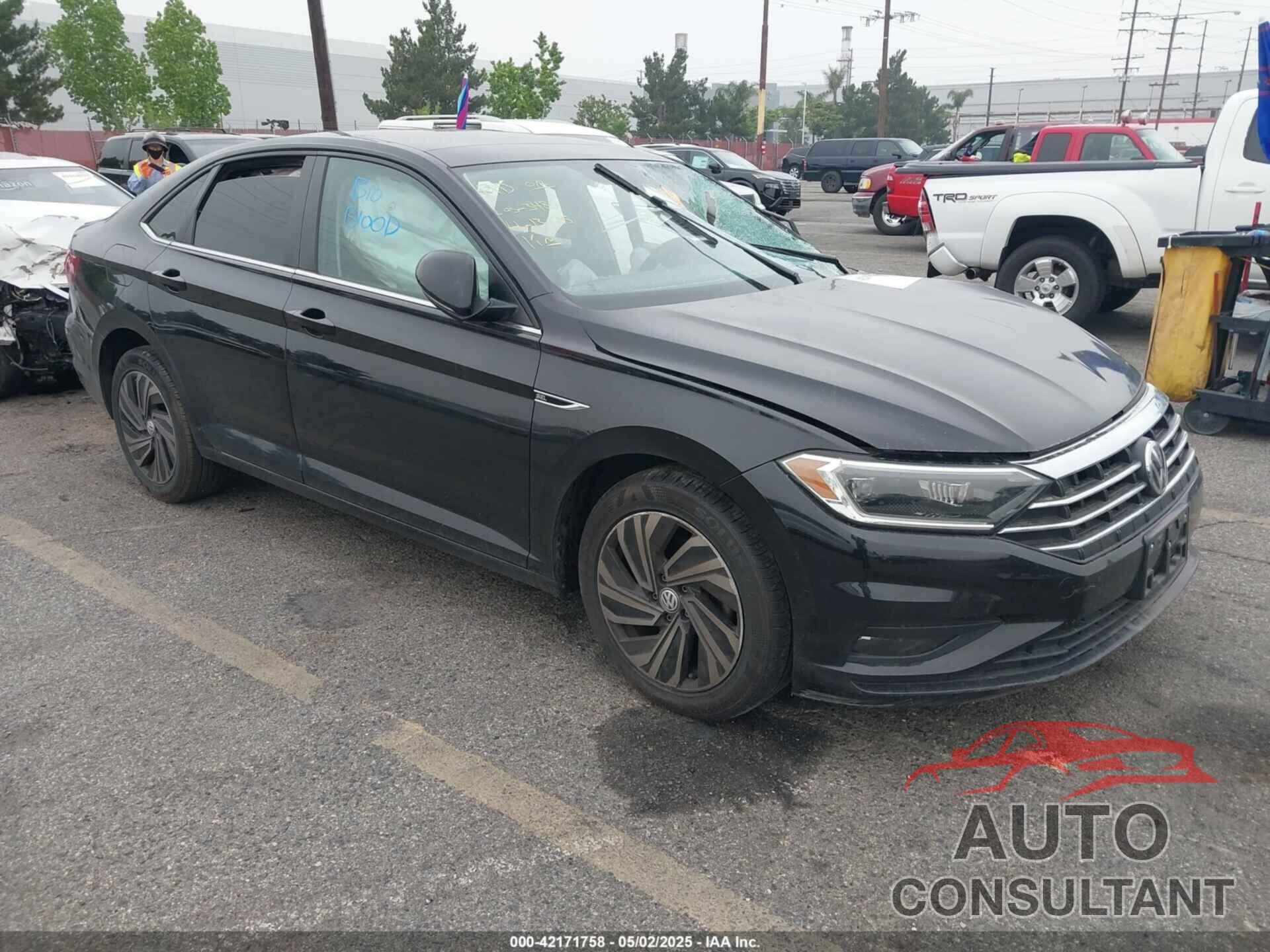 VOLKSWAGEN JETTA 2019 - 3VWG57BU8KM087653