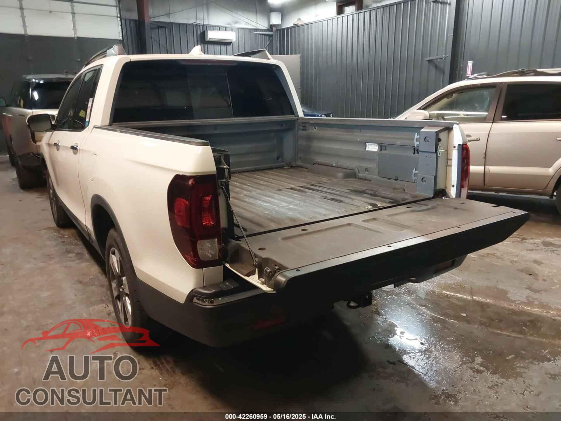 HONDA RIDGELINE 2017 - 5FPYK3F70HB032308