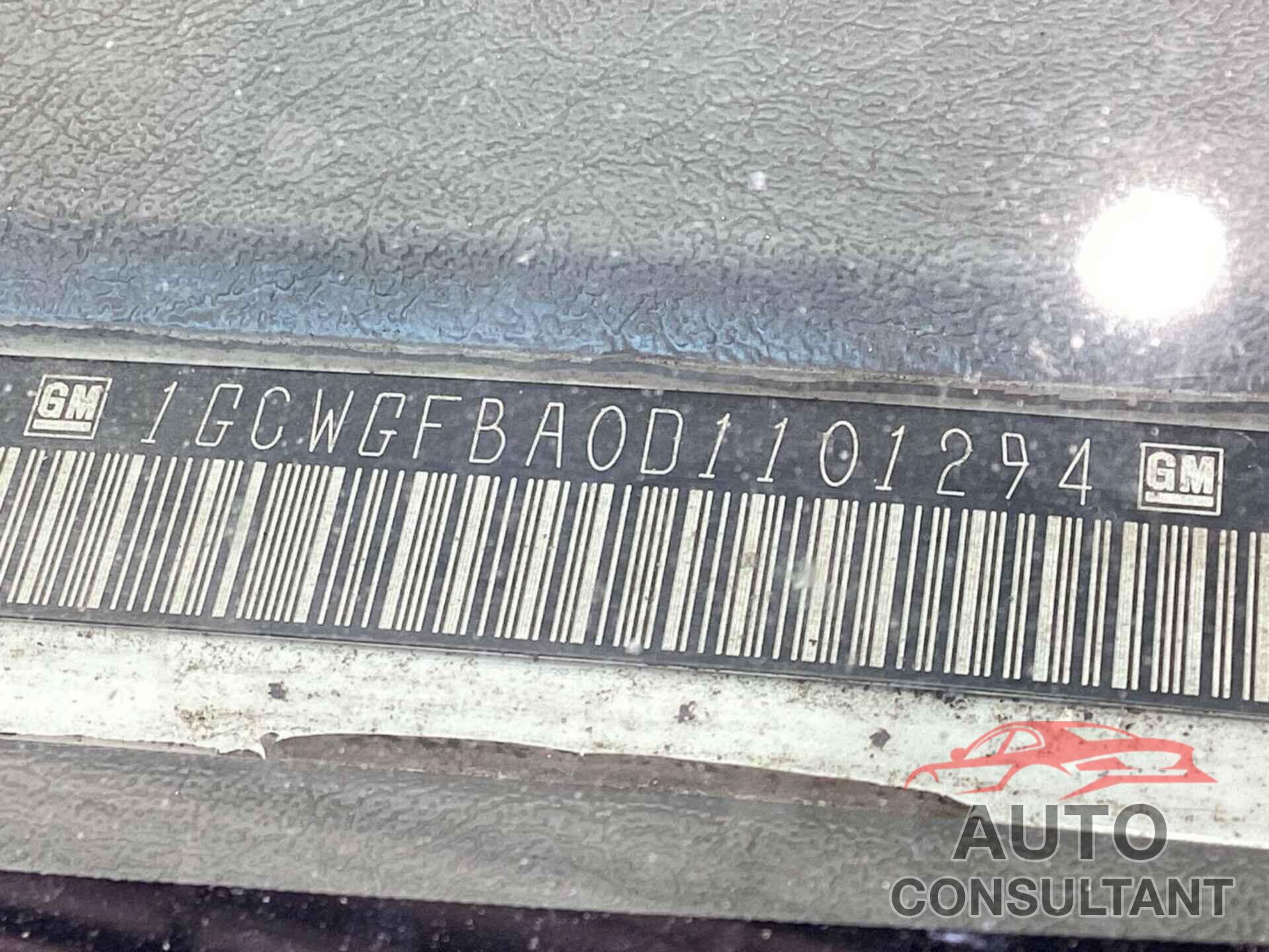 CHEVROLET EXPRESS G2500 2013 - 1GCWGFBA0D1101294