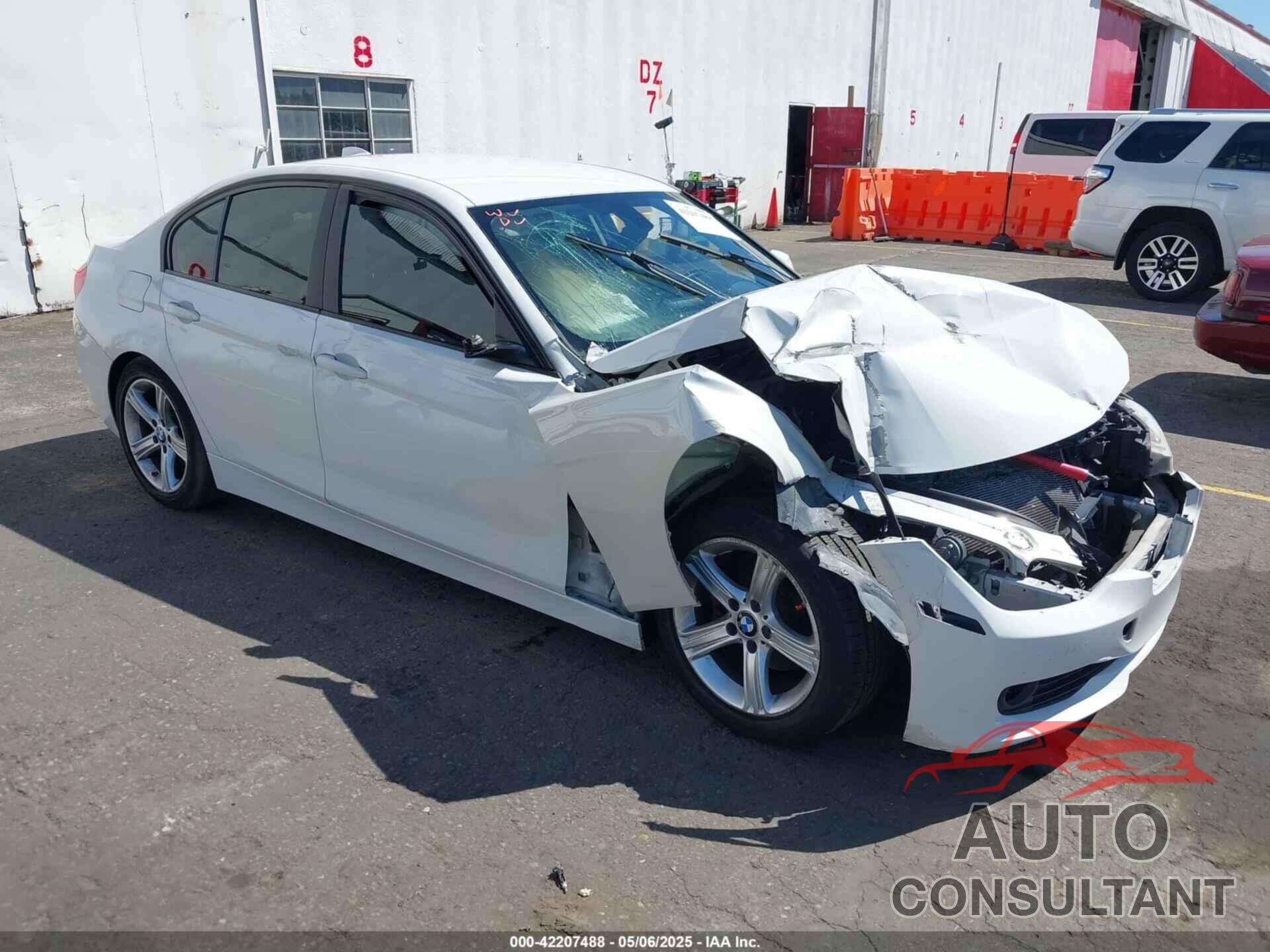 BMW 328I 2014 - WBA3C1C56EK110898