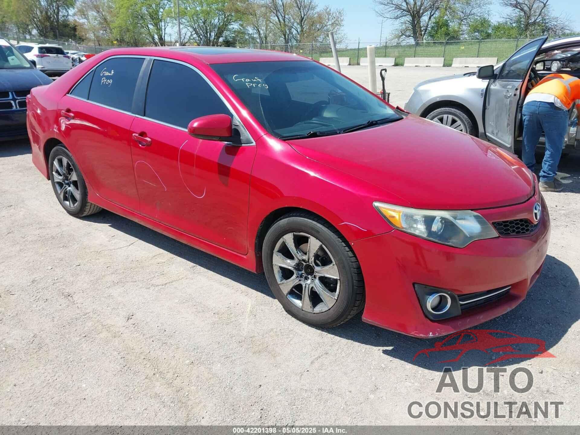 TOYOTA CAMRY 2012 - 4T1BF1FK0CU628879