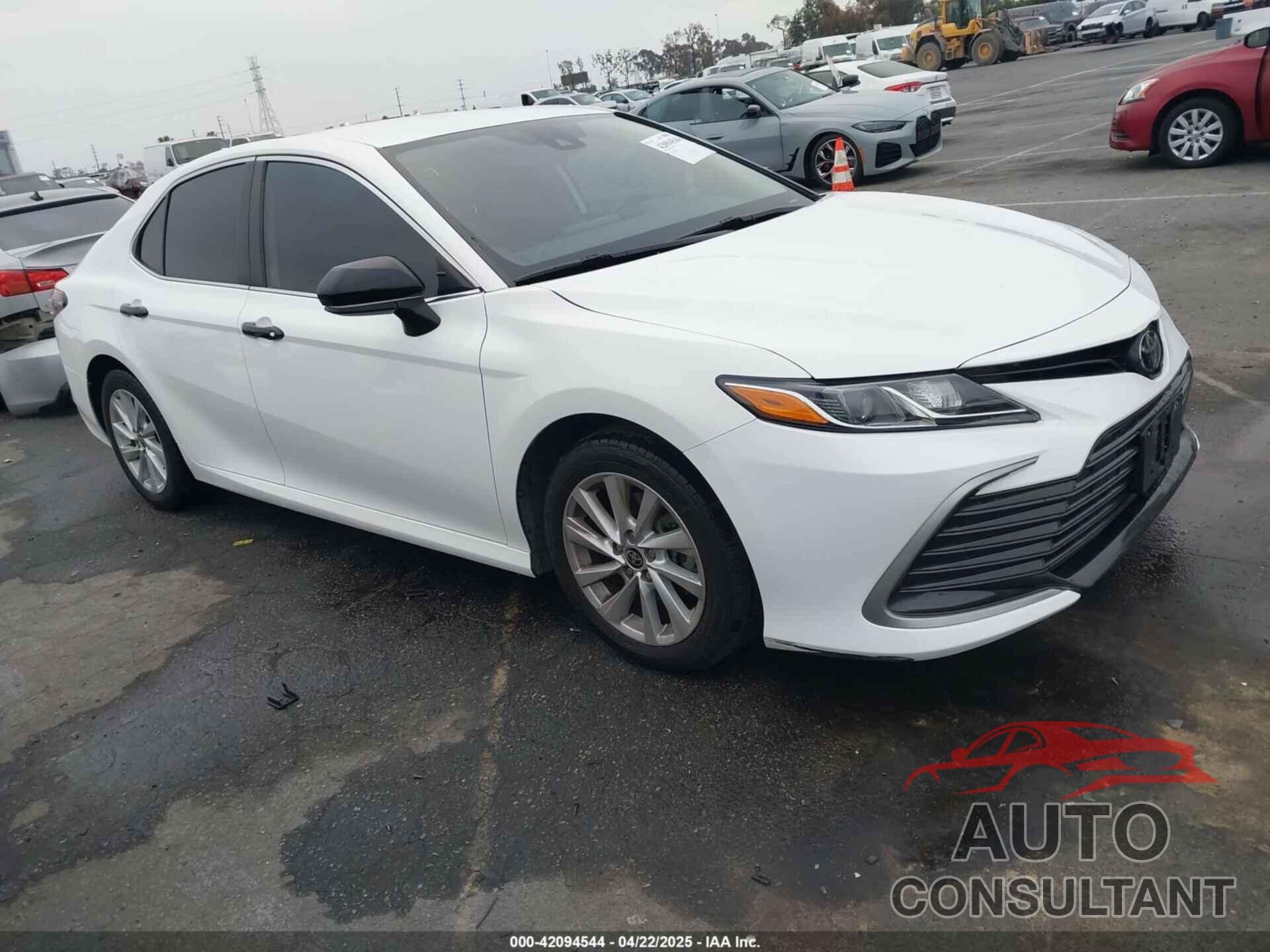 TOYOTA CAMRY 2021 - 4T1C11AKXMU597300