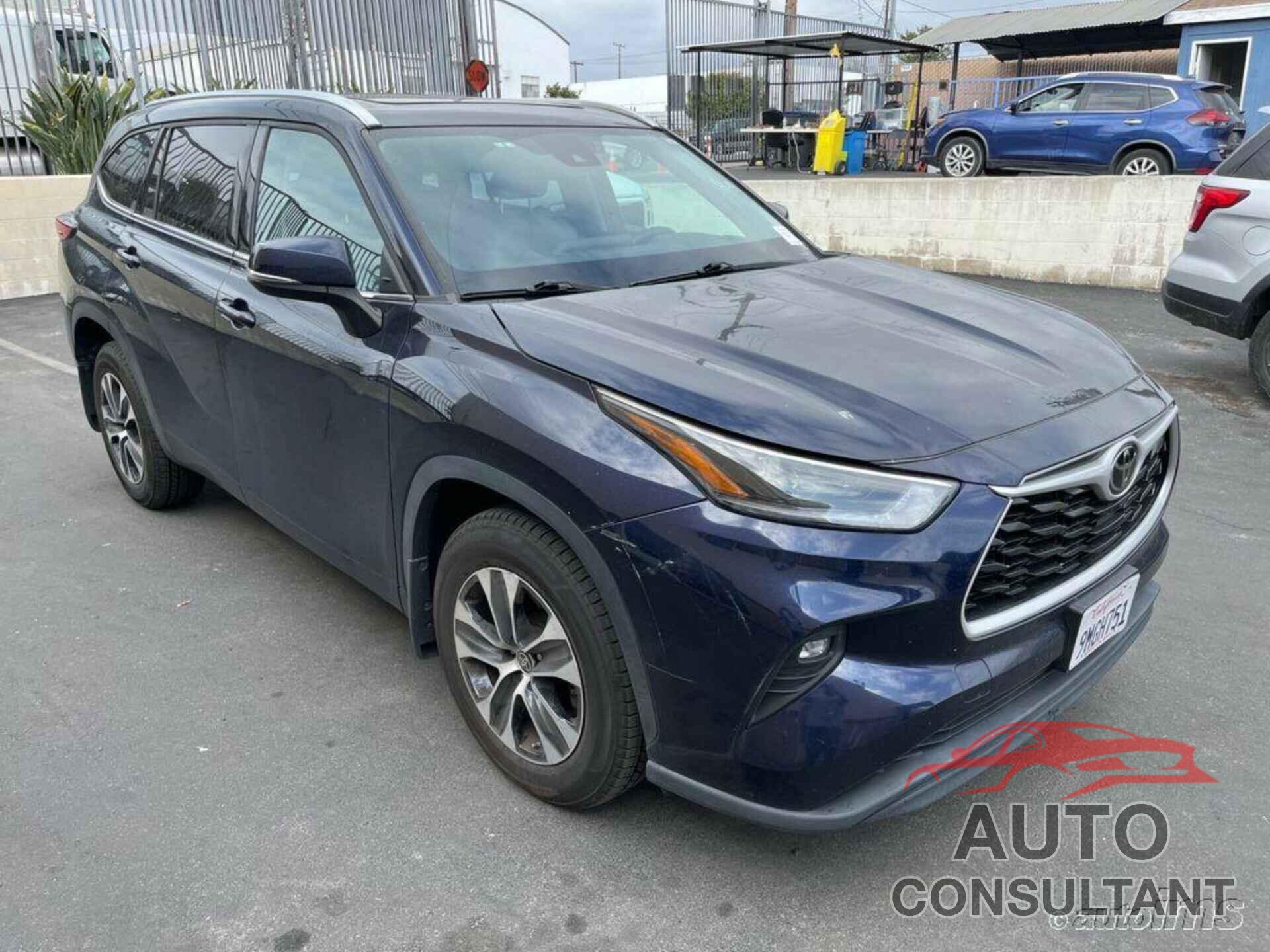 TOYOTA HIGHLANDER 2021 - 5TDGZRBH1MS127290