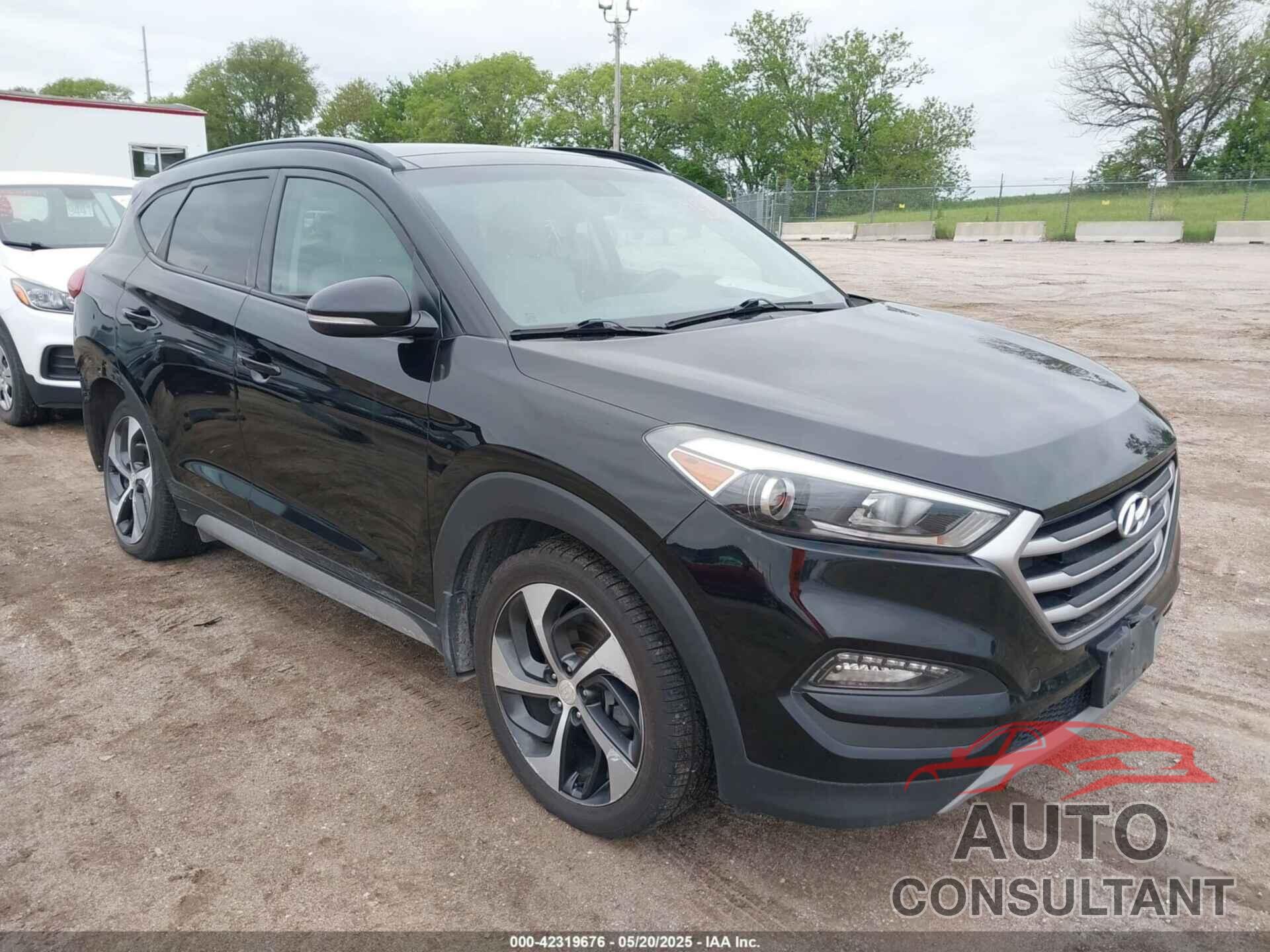 HYUNDAI TUCSON 2018 - KM8J3CA29JU690852