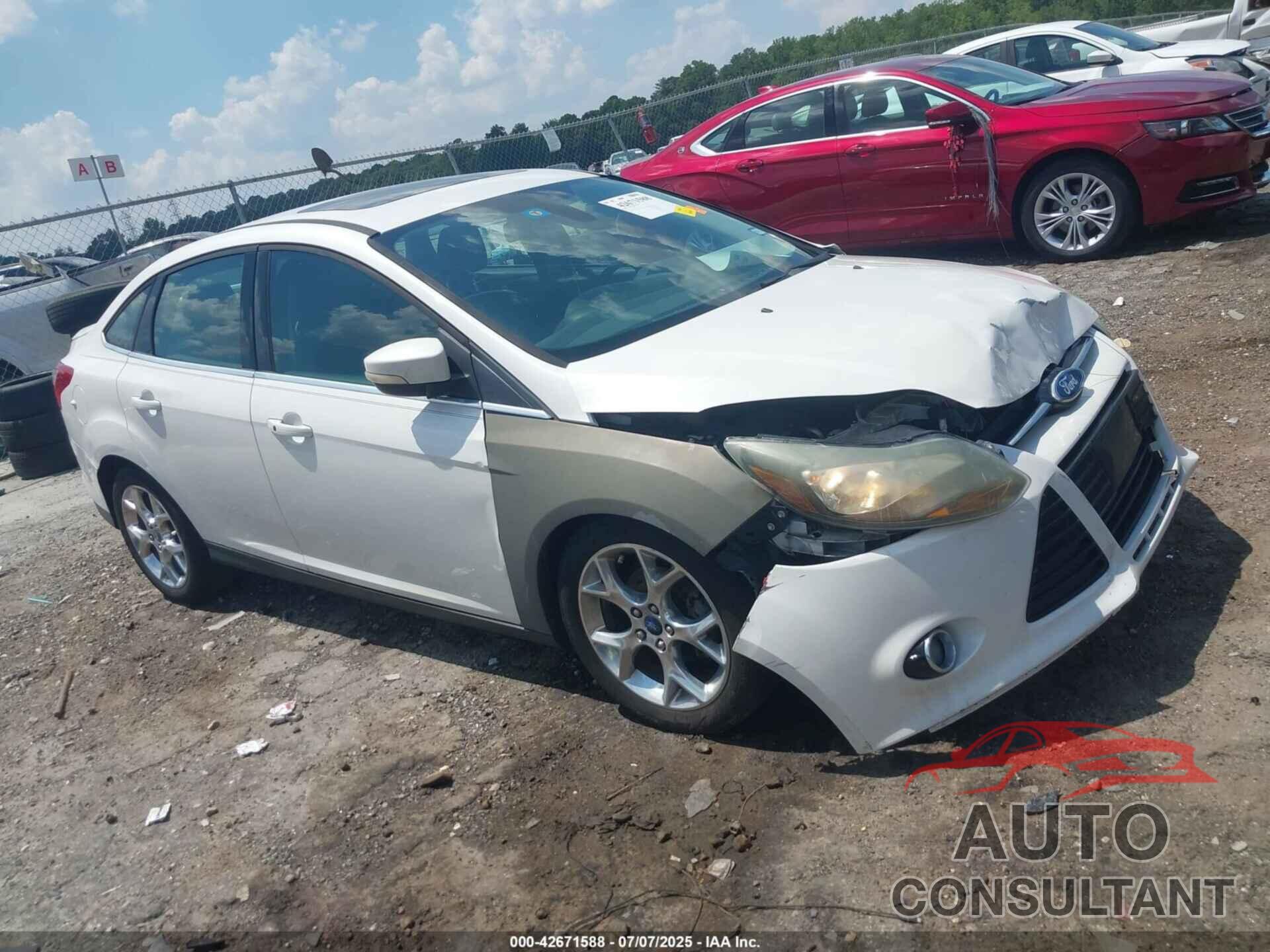 FORD FOCUS 2012 - 1FAHP3J28CL270618