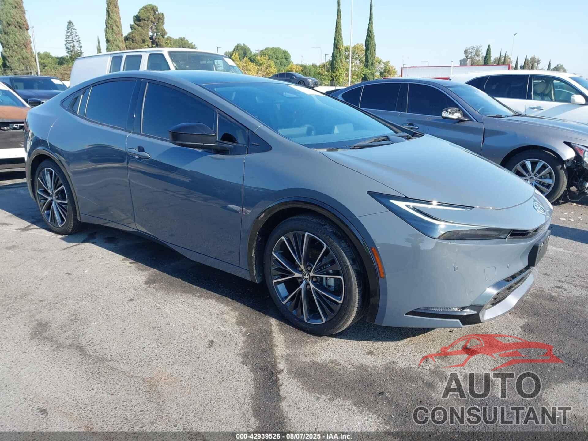 TOYOTA PRIUS 2024 - JTDACAAU5R3040282