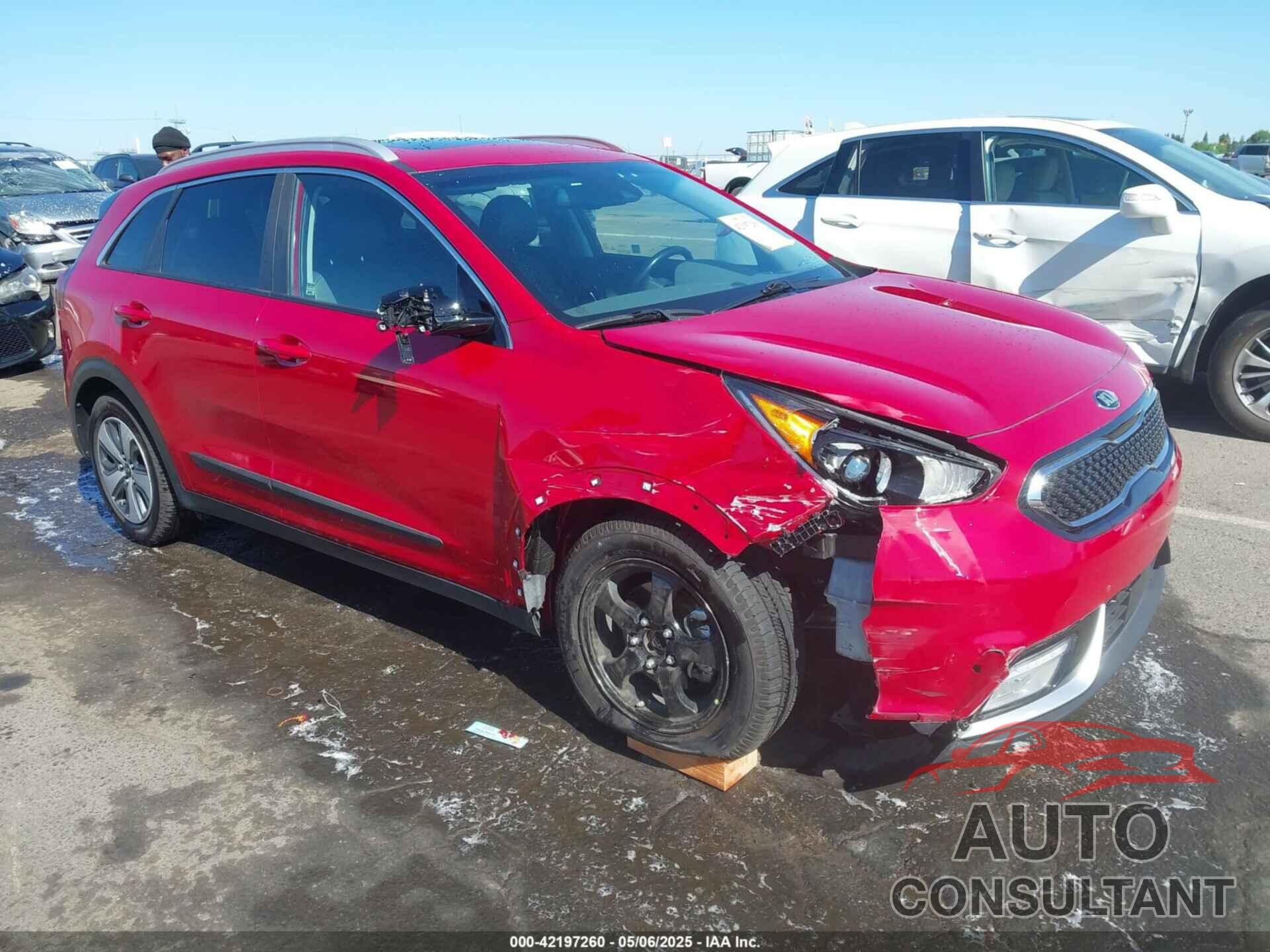 KIA NIRO 2018 - KNDCE3LC6J5143917