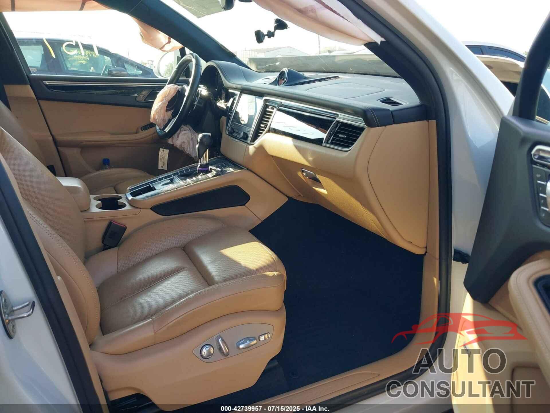 PORSCHE MACAN 2017 - WP1AA2A52HLB83109