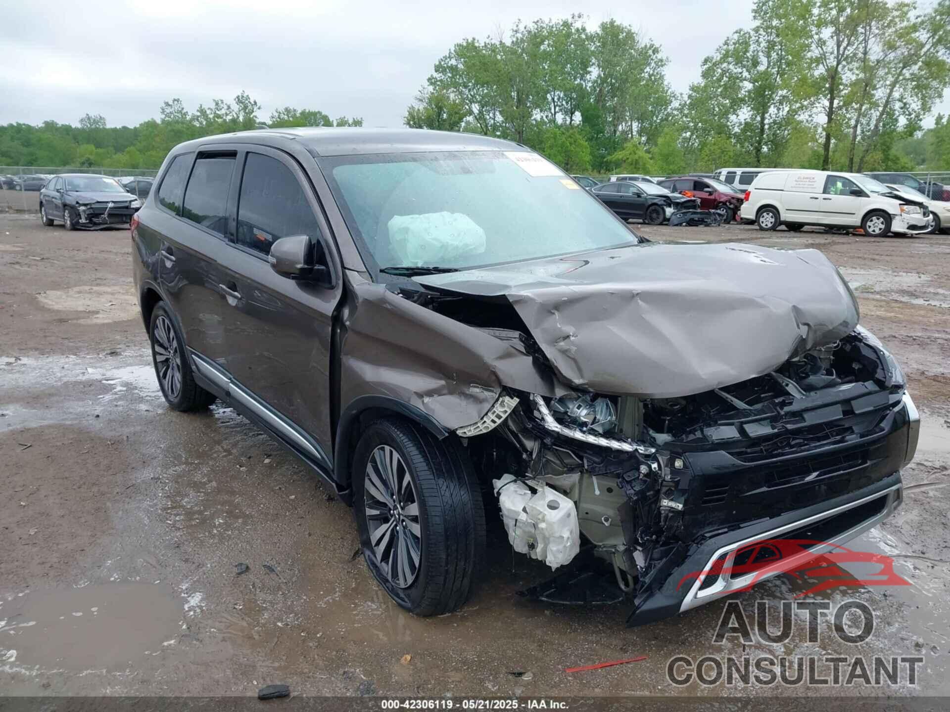 MITSUBISHI OUTLANDER 2019 - JA4AZ3A31KZ043372