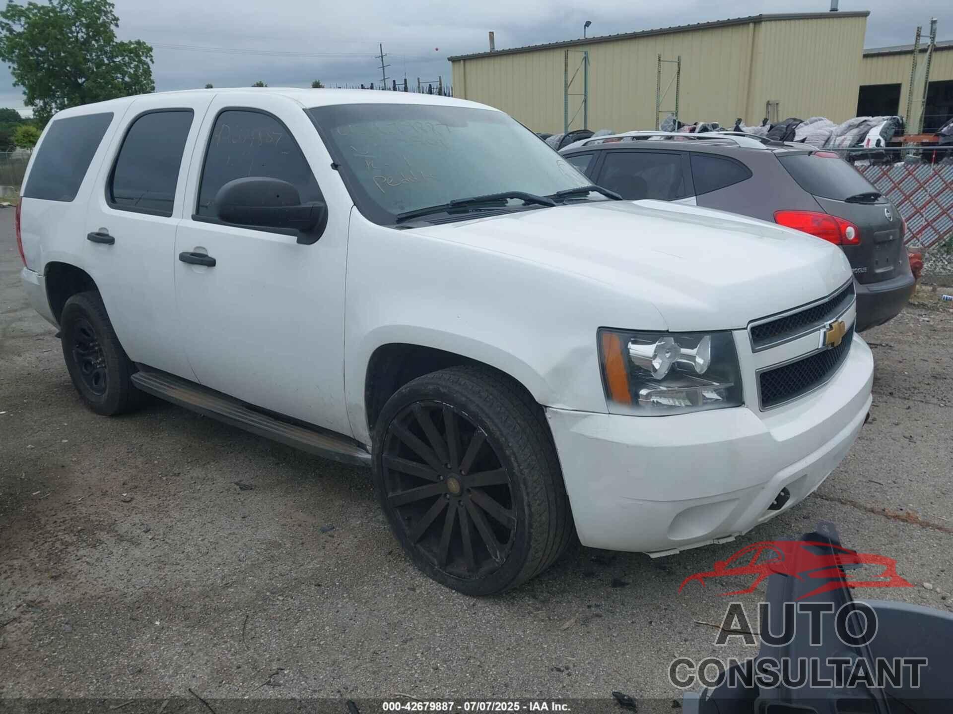 CHEVROLET TAHOE 2012 - 1GNLC2E02CR322901