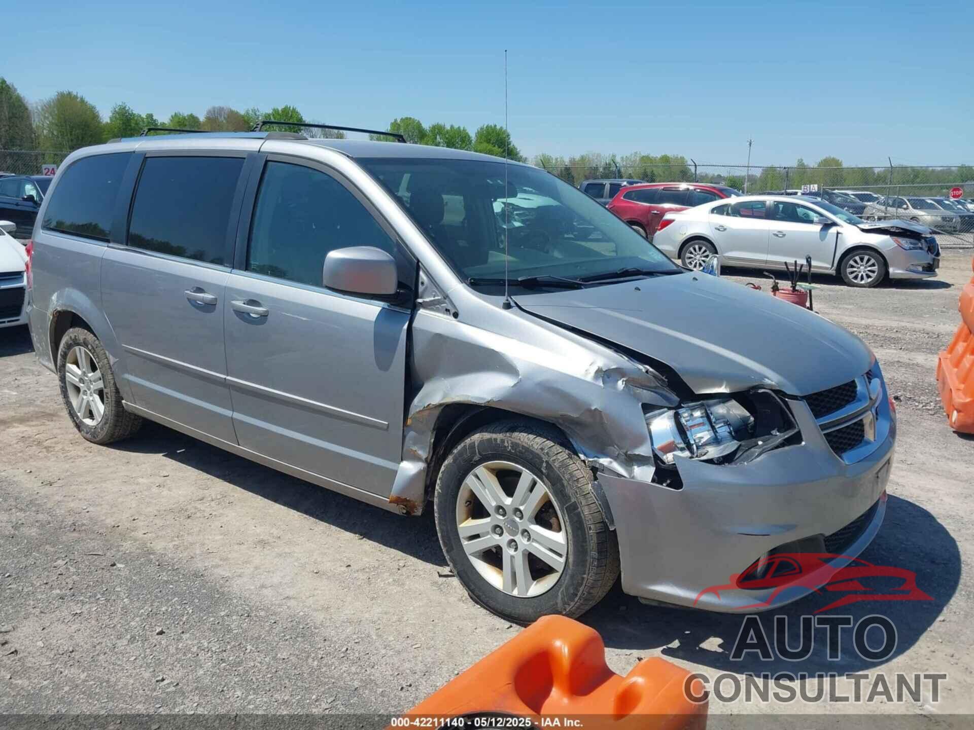 DODGE GRAND CARAVAN 2013 - 2C4RDGDG1DR800538