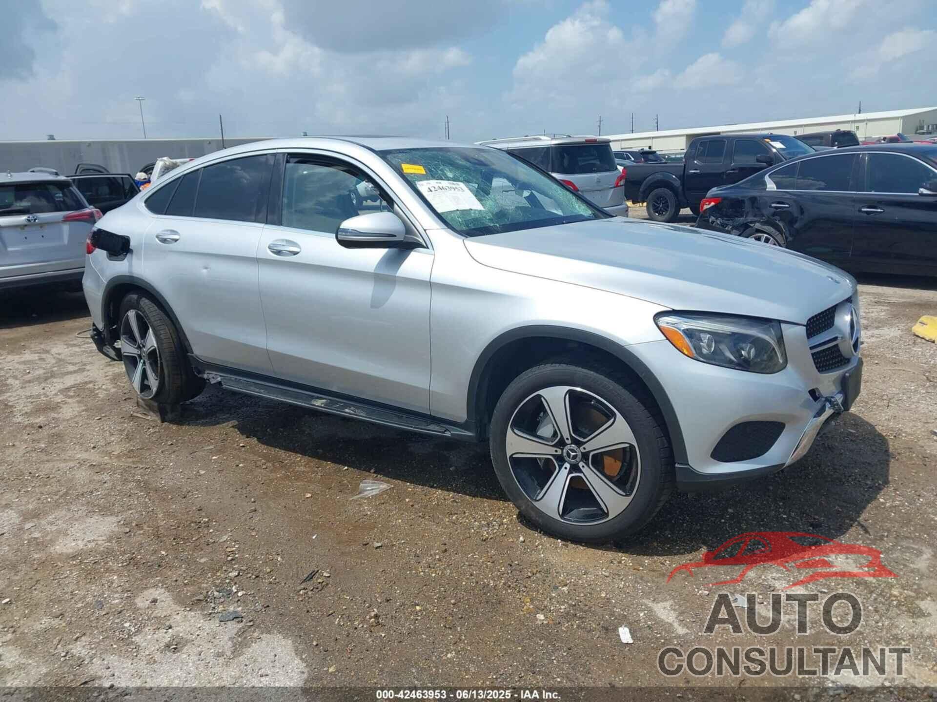 MERCEDES-BENZ GLC 300 COUPE 2018 - WDC0J4KB2JF412206